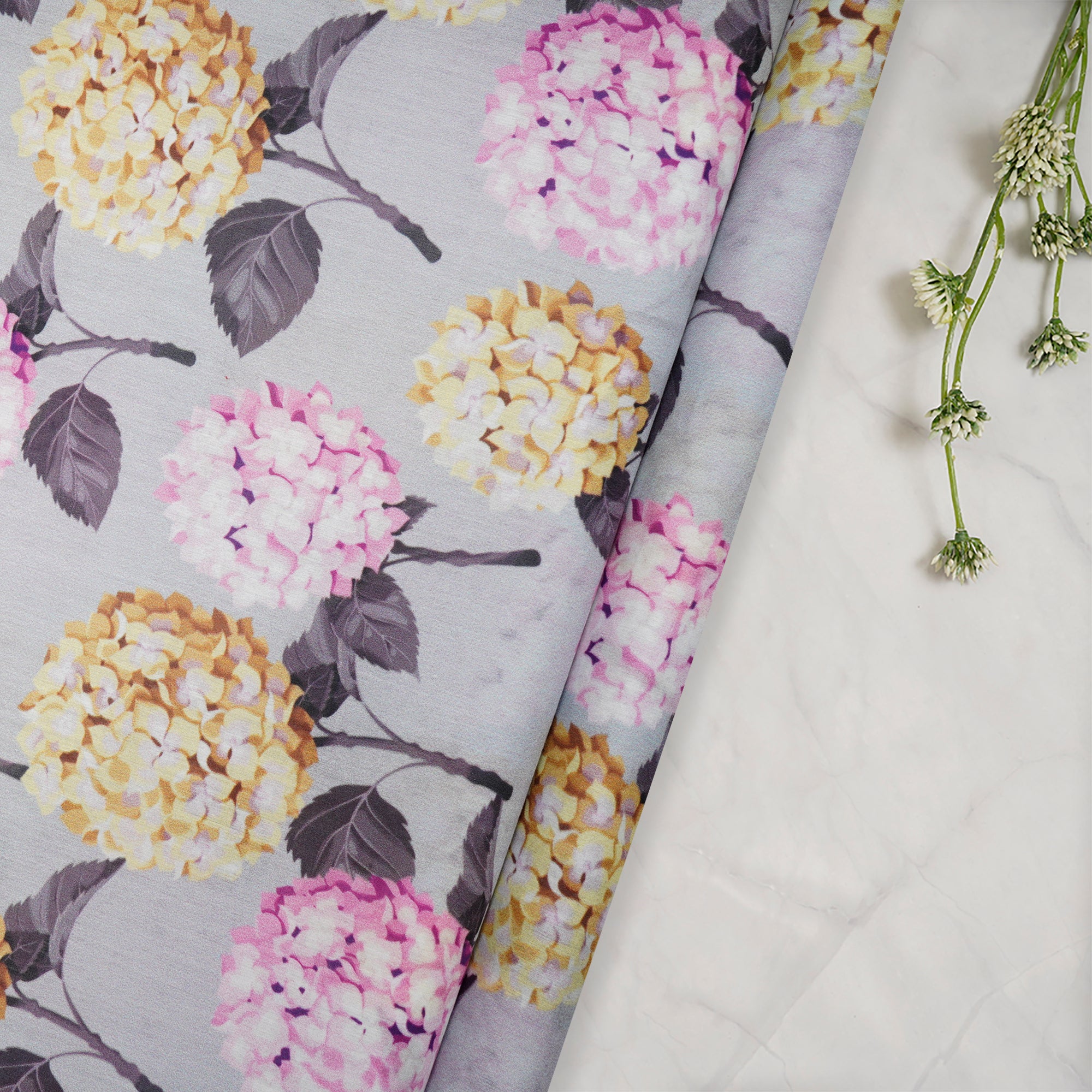 (Pre-Cut 1.50 Mtr) Multi Color Floral Pattern Digital Print Lawn Fabric