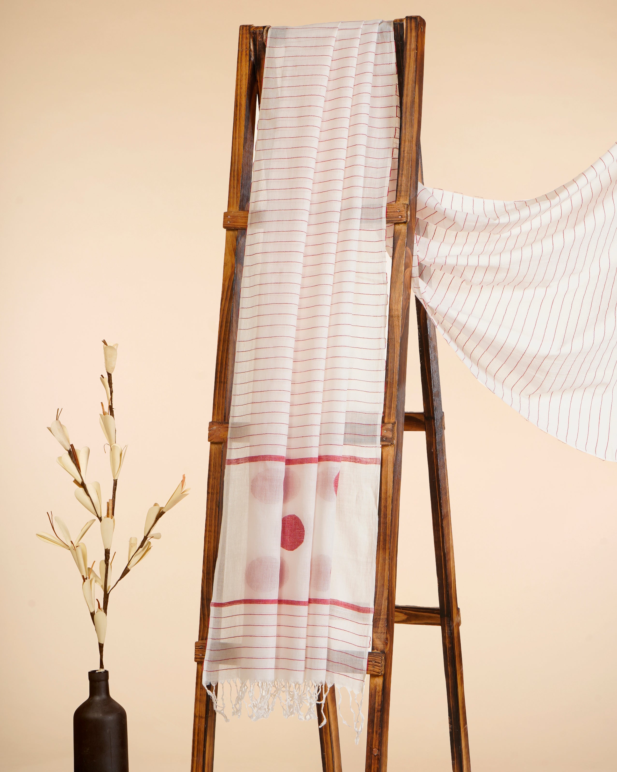 White-Red Polka Dot Pattern Handwoven Jamdani Cotton Dupatta with Tassels