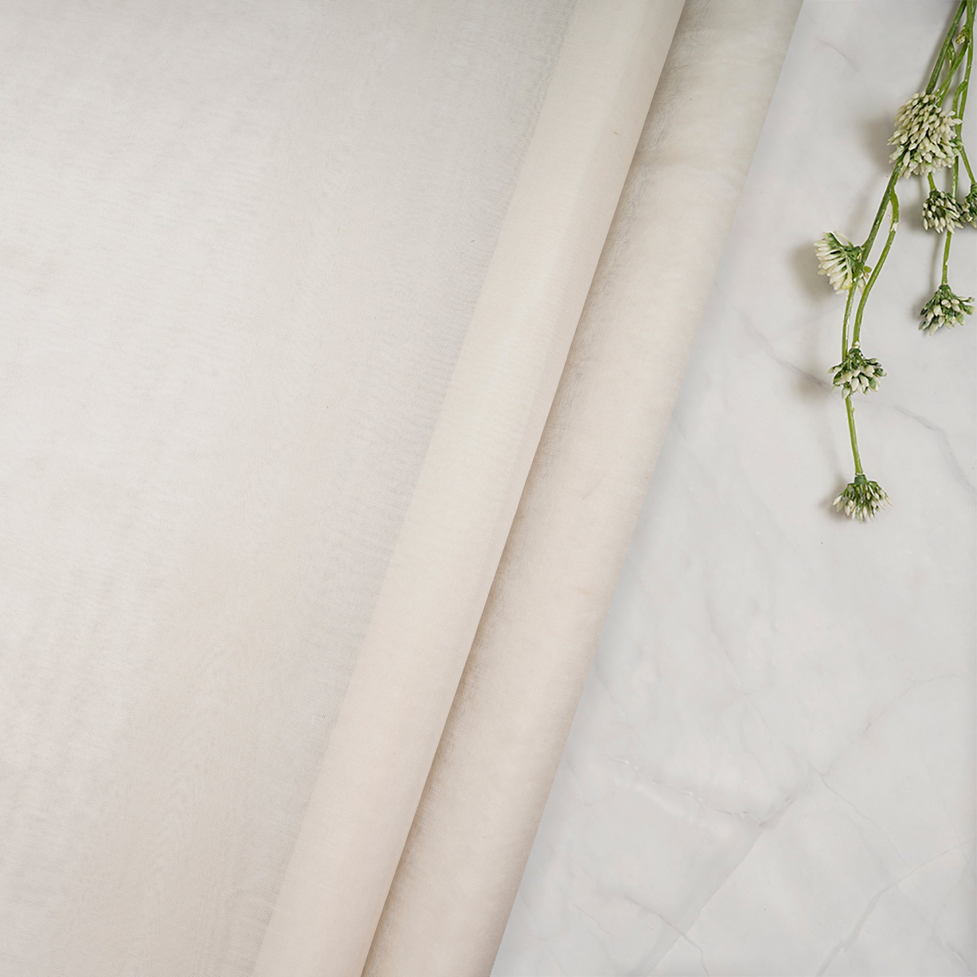Off White Dyeable 23 GLM Plain Organza Silk Fabric