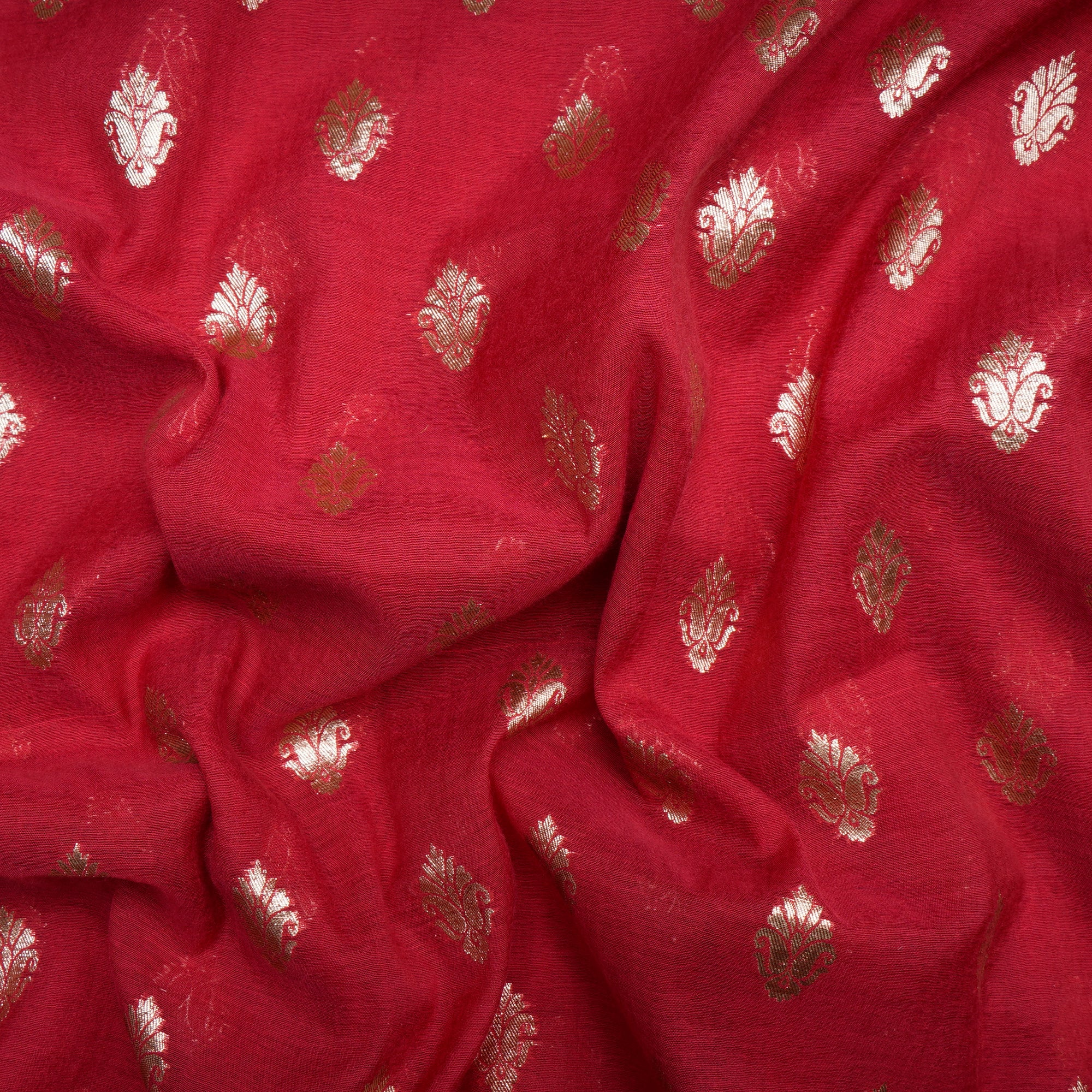 (Pre-Cut 2.50 Mtr)Red Floral Motif Pattern Silk-Cotton Jacquard Fabric
