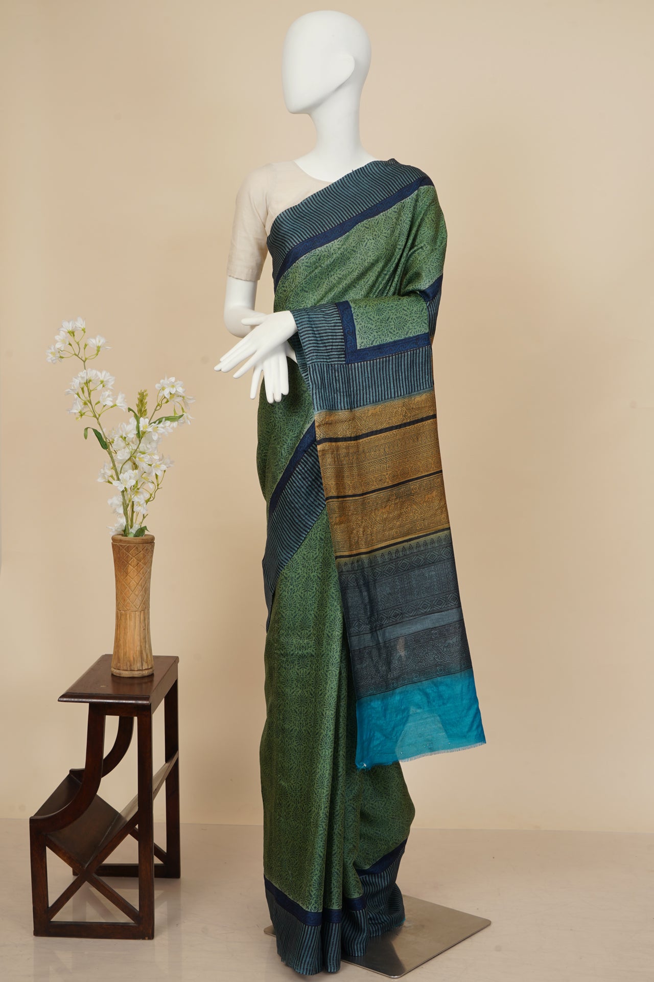 Multi Color Printed Tussar Silk Saree with Blouse Piece