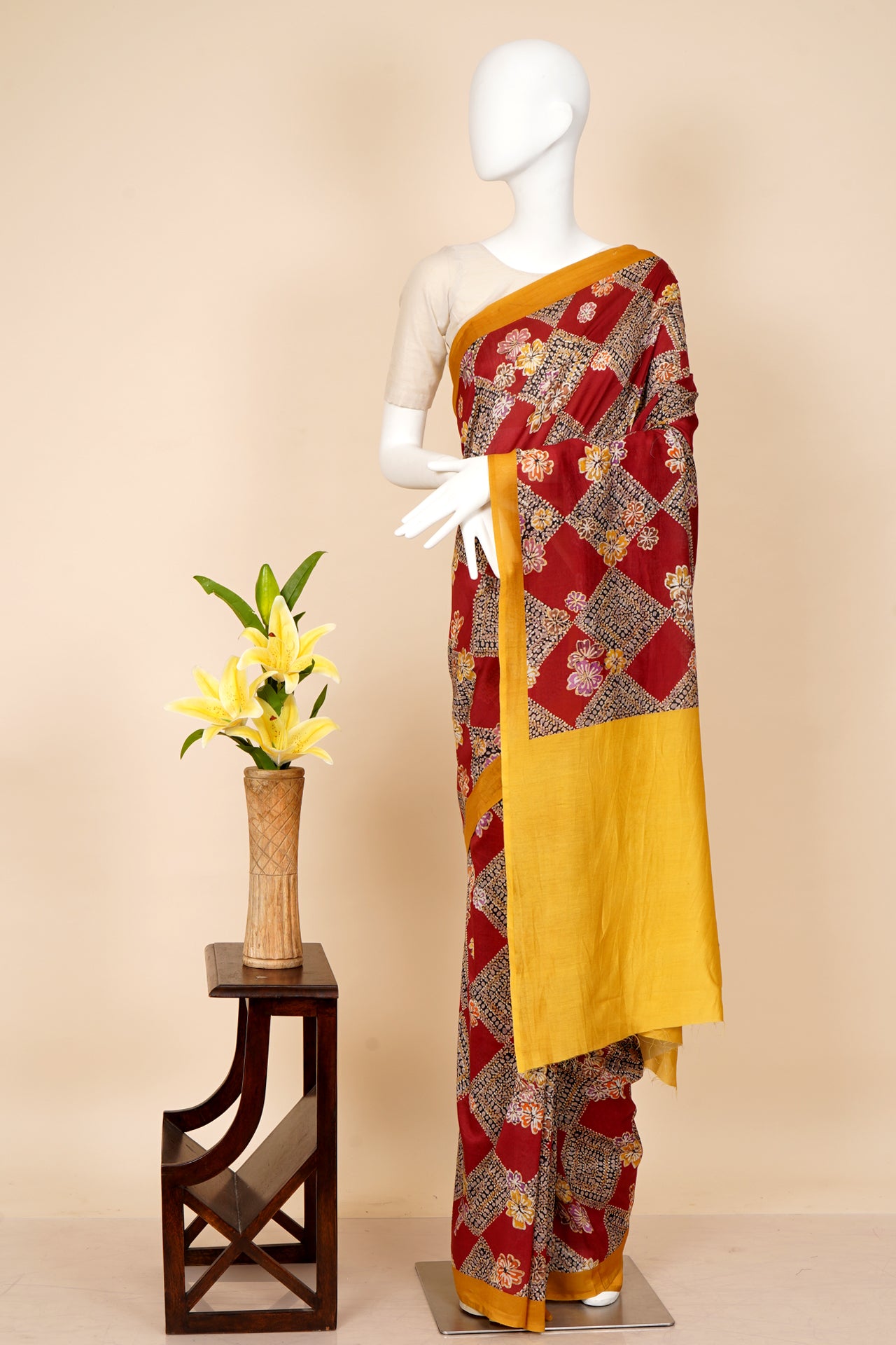 Red Color Digital Printed Batik Pattern Pure Chanderi Saree With Blouse Piece