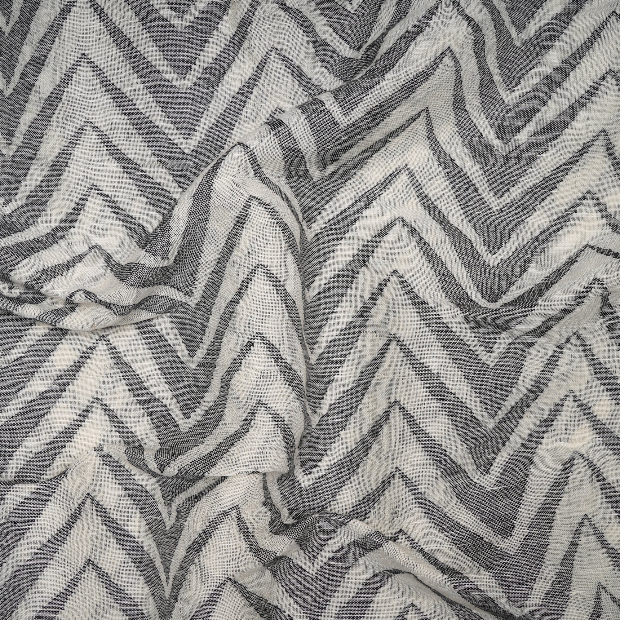 White-Black Color Yarn Dyed Cotton Linen Jacquard Fabric