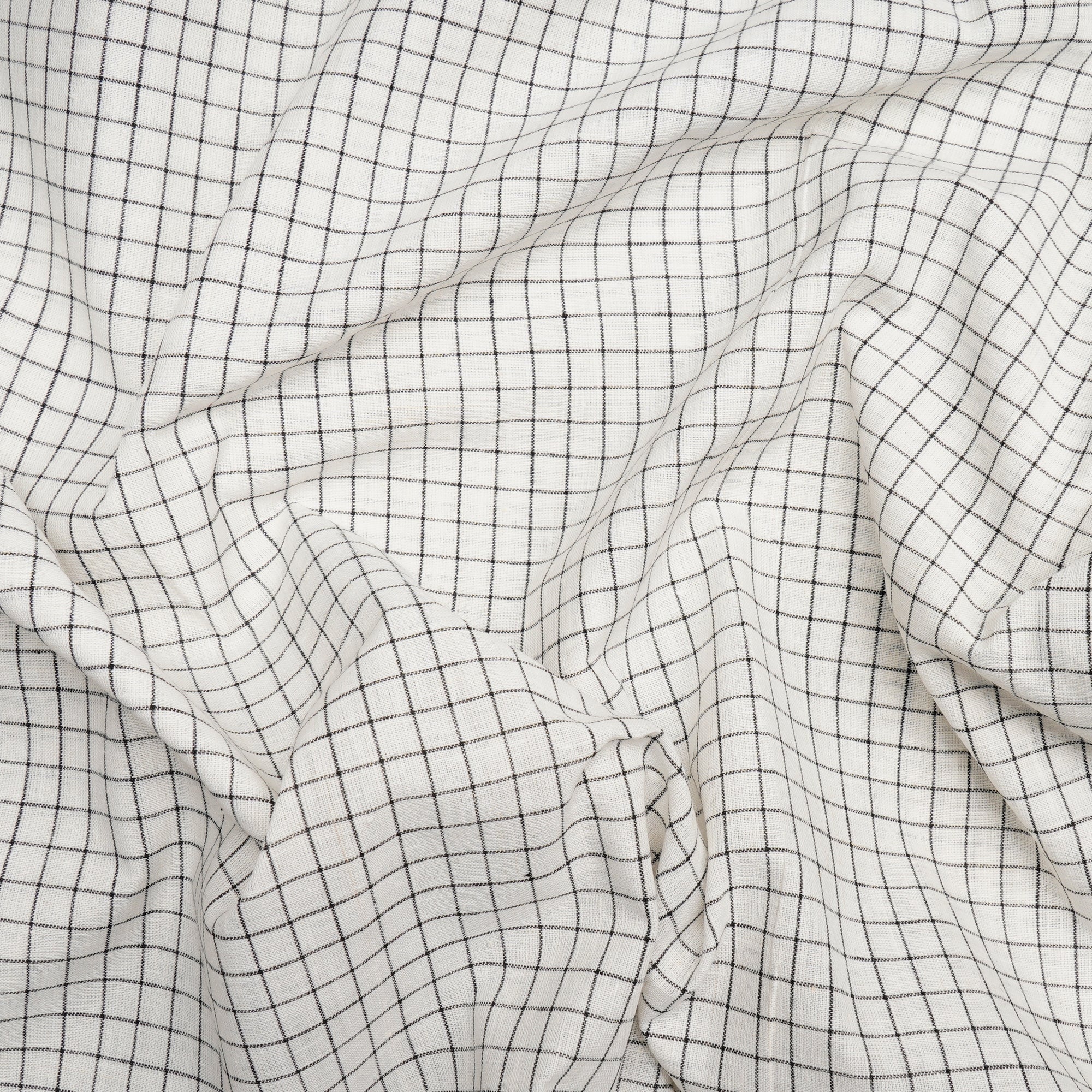 White-Black Check Pattern Yarn Dyed Fancy South Cotton Fabric