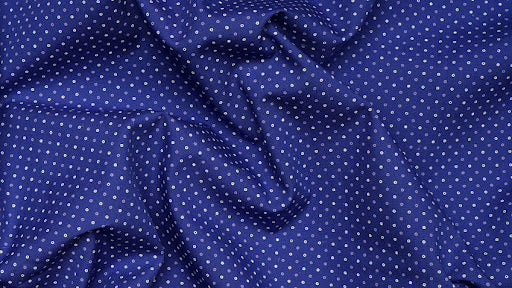 Men's Shirt Fabrics Decoded: Understanding the Different Materials and Their Benefits