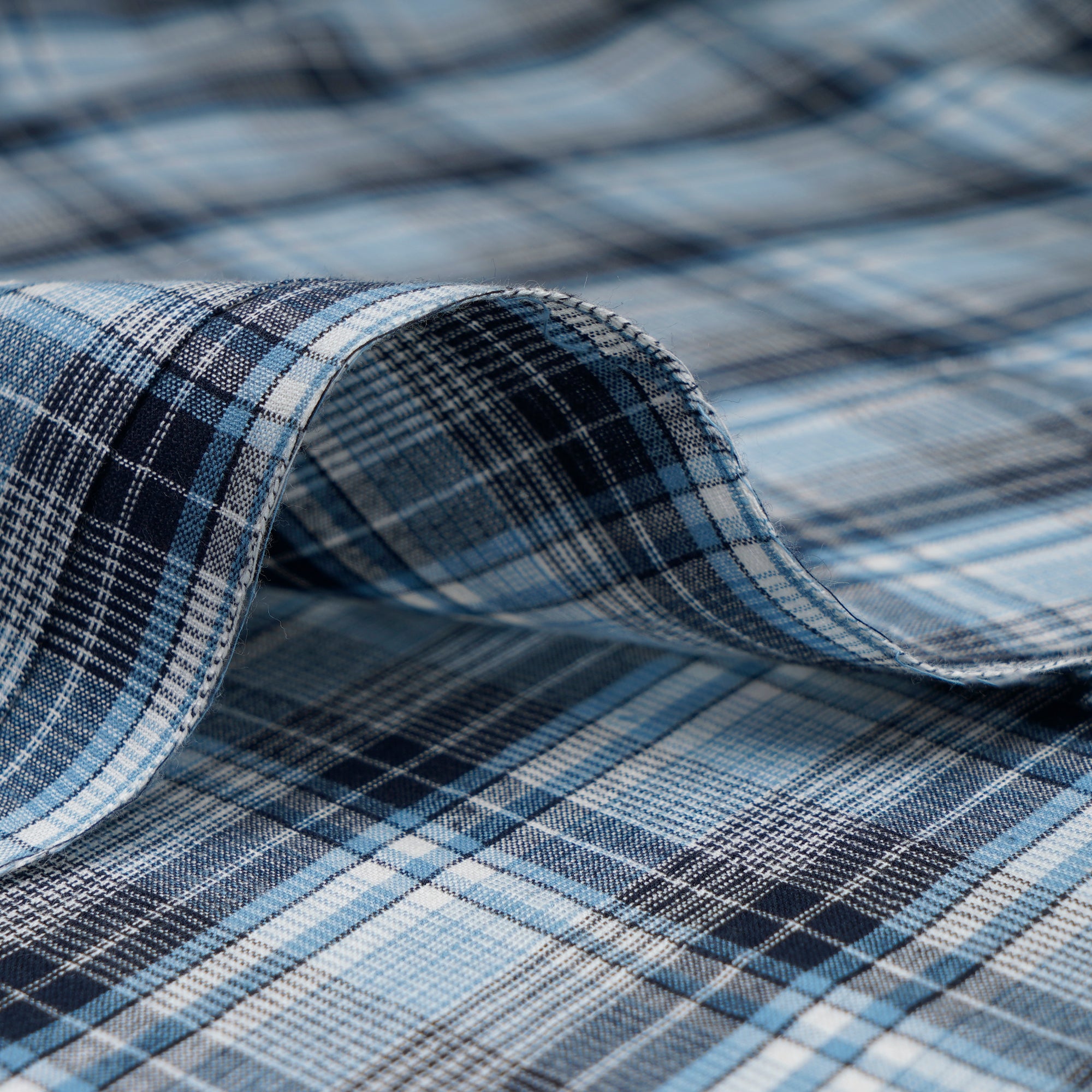 White-Blue Check Pattern Yarn Dyed Cotton Fabric