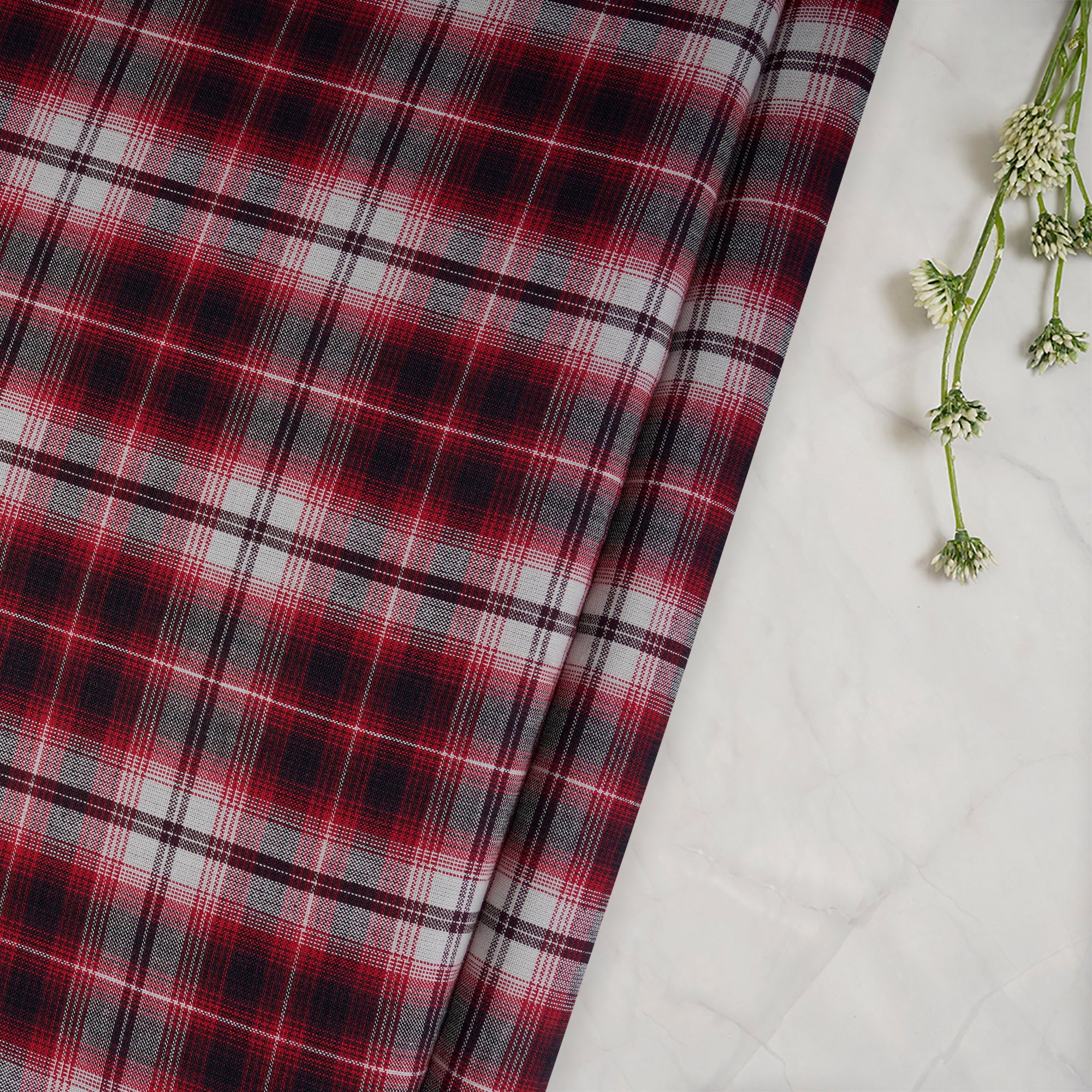 White-Red Check Pattern Yarn Dyed Cotton Fabric