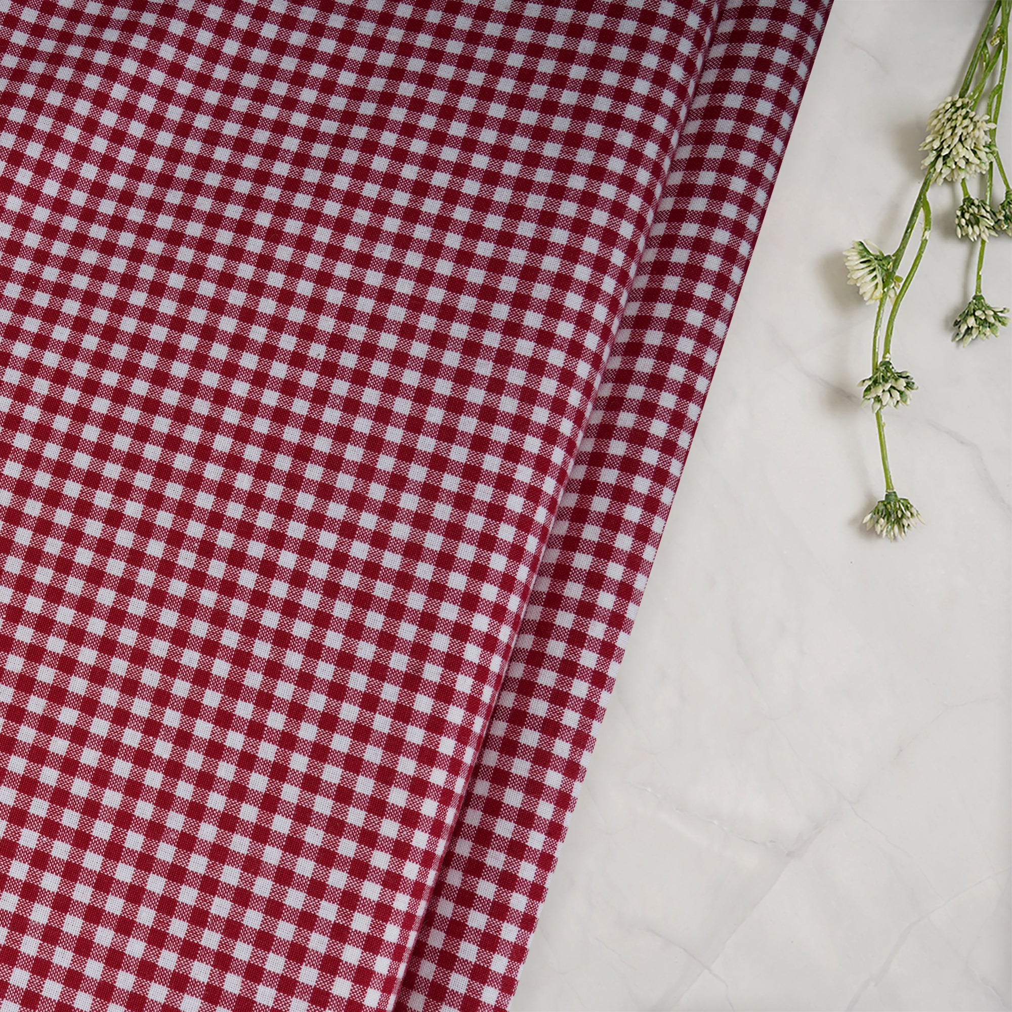 White-Red Check Pattern Yarn Dyed Cotton Fabric