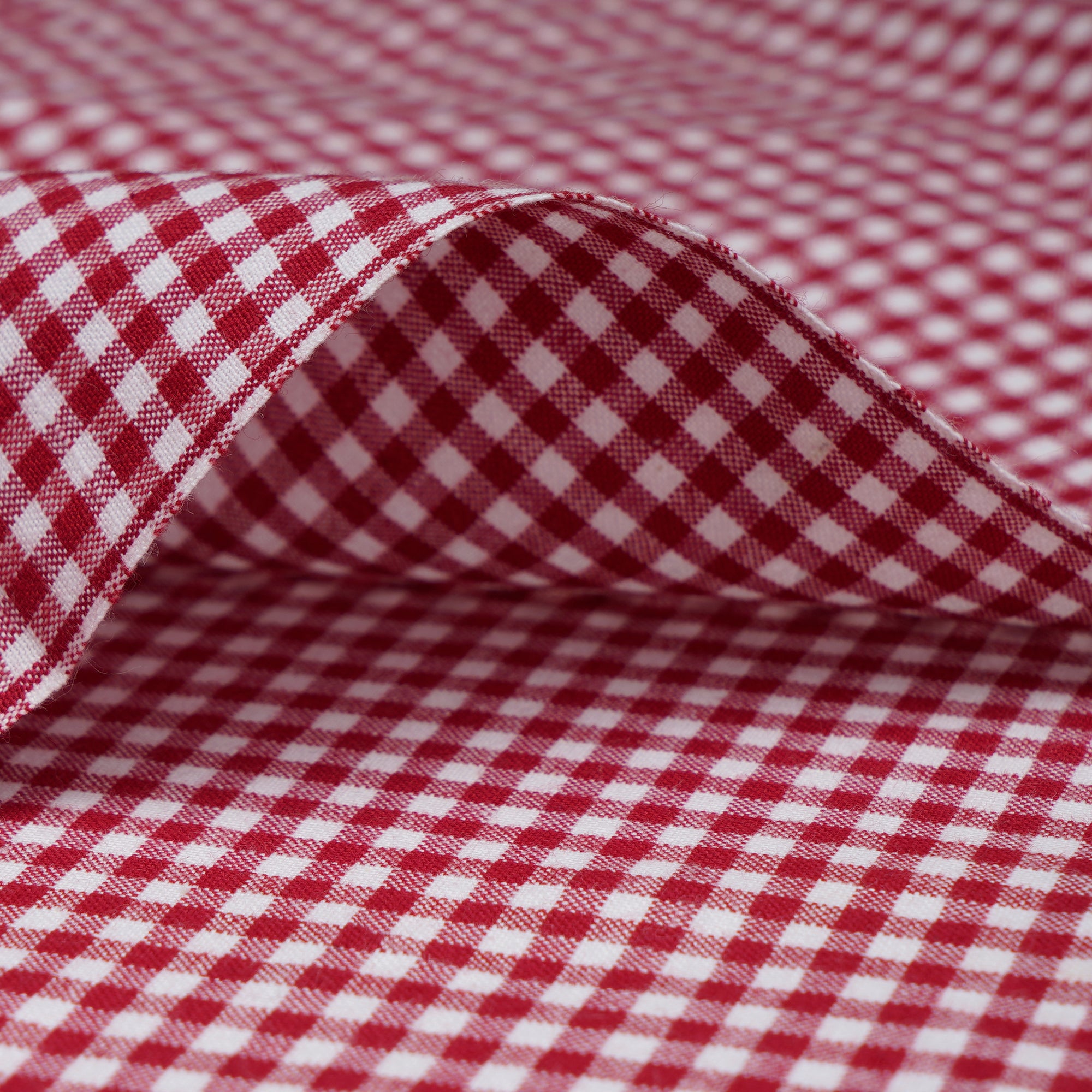 White-Red Check Pattern Yarn Dyed Cotton Fabric