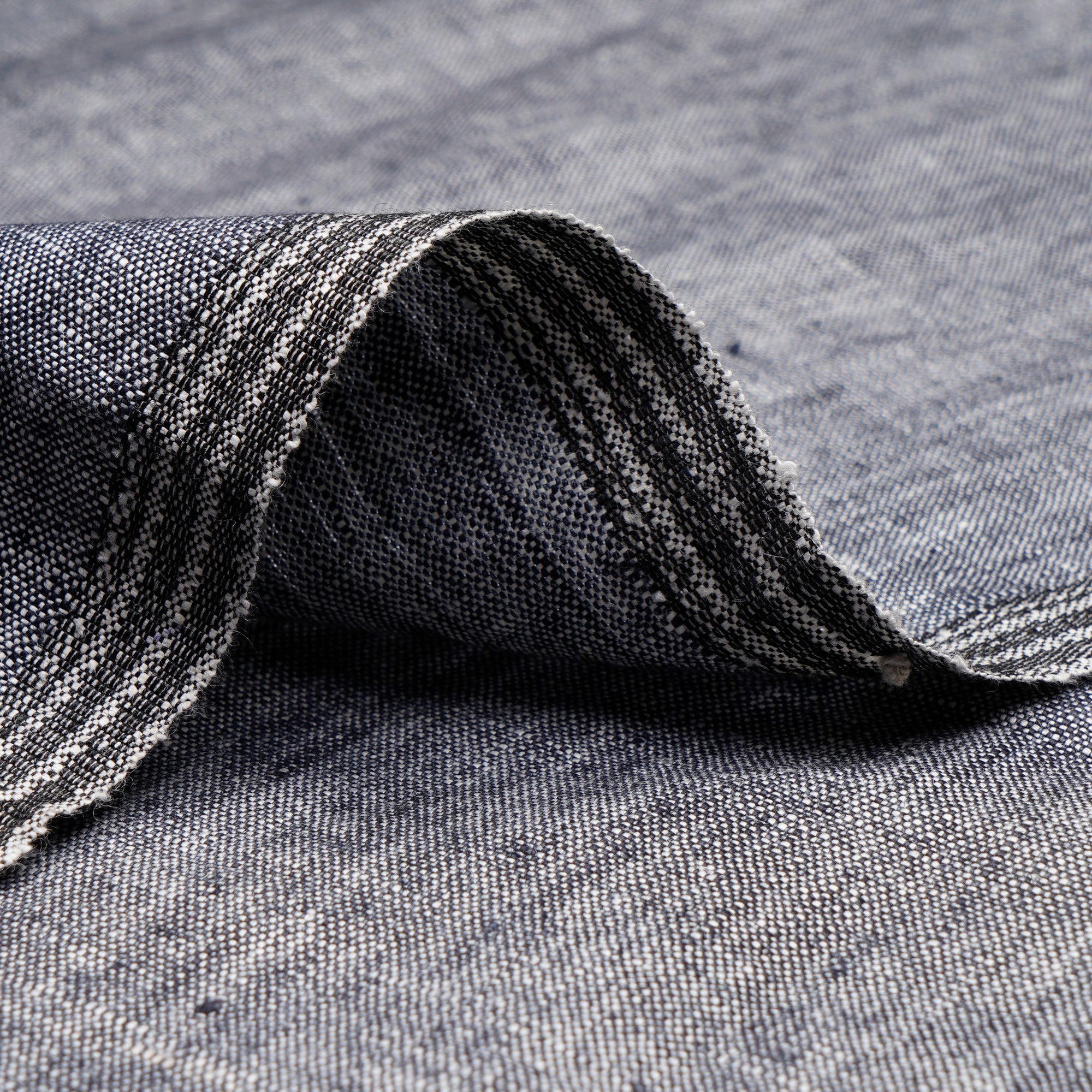 (Pre-Cut 1.00 Mtr)Black Color Plain Linen Fabric