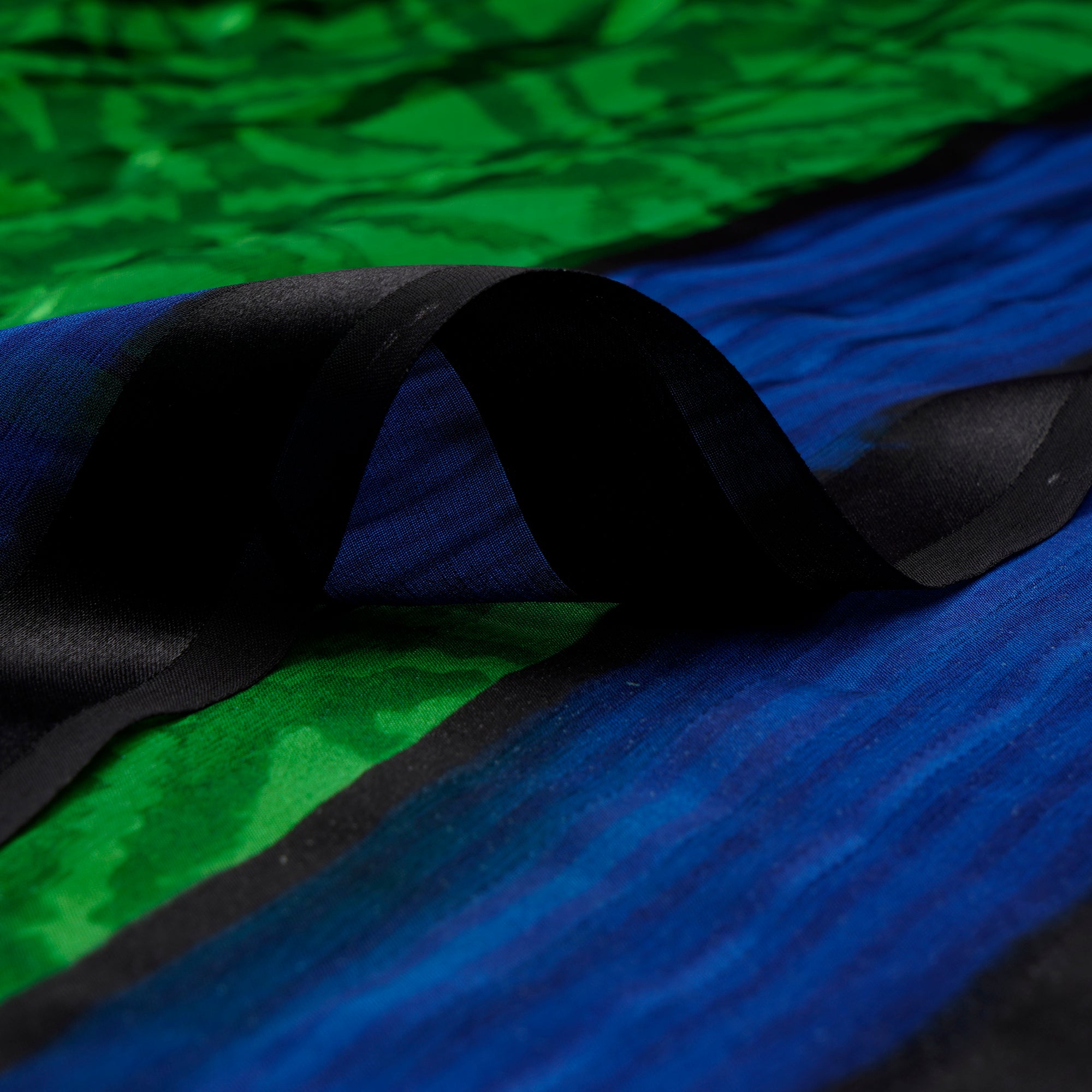 (Pre-Cut 3.40 Mtr)Green Blue Printed Georgette Satin Silk Fabric