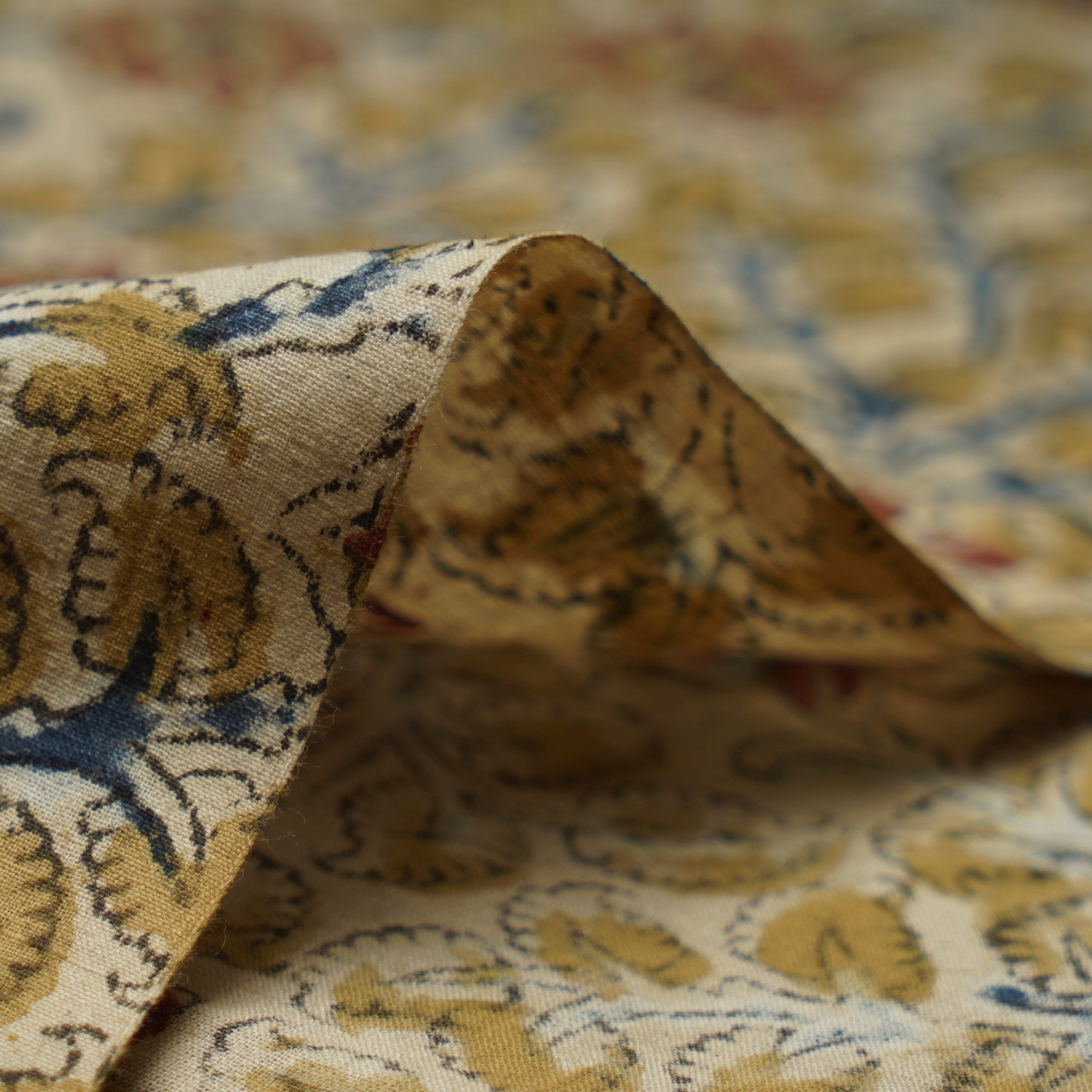 (Pre-Cut 3.30Mtr)Cream Color Handcrafted Kalamkari Printed Pure Cotton Fabric