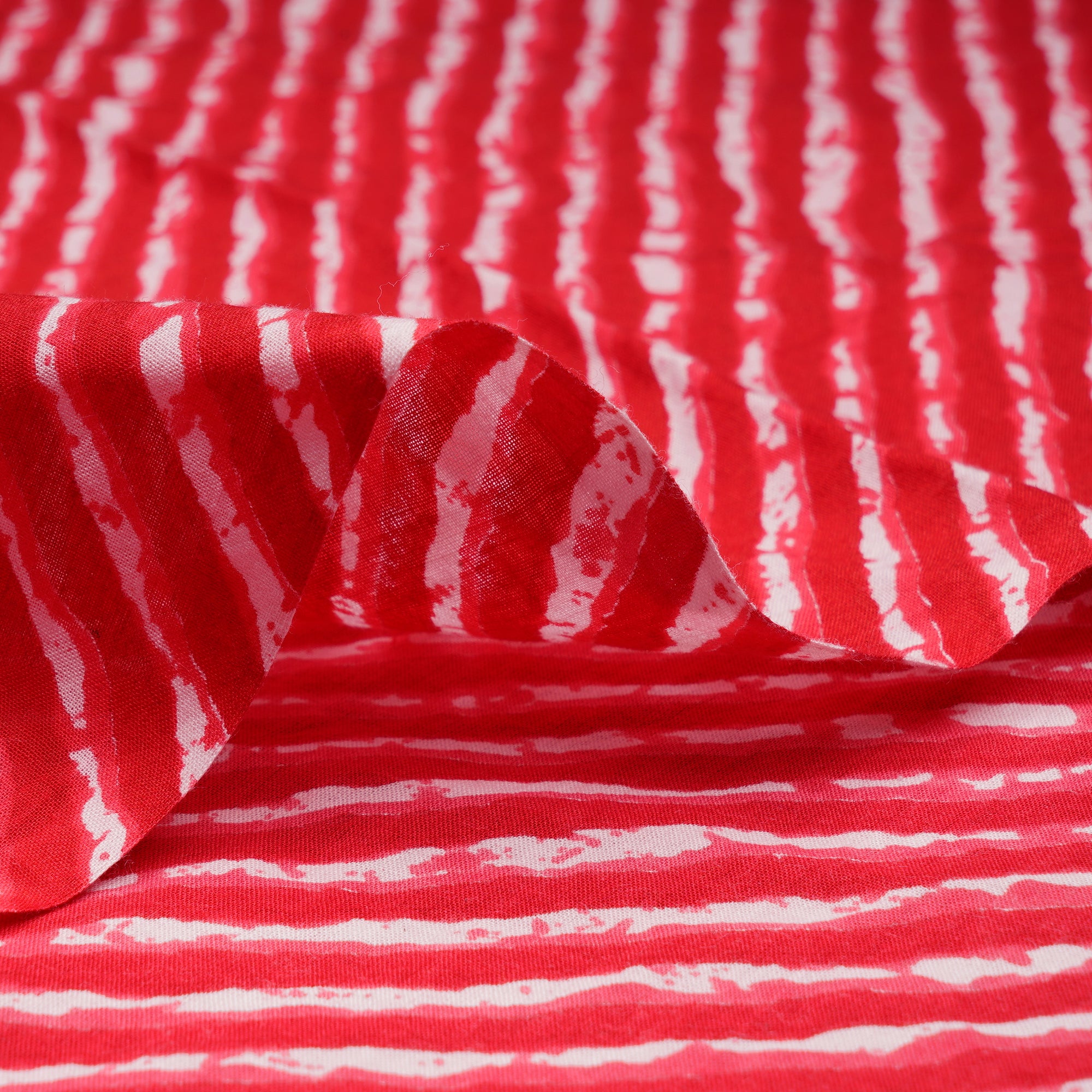 (Pre-Cut 1.70 Mtr)Red Color Screen Printed Pure Cotton Fabric