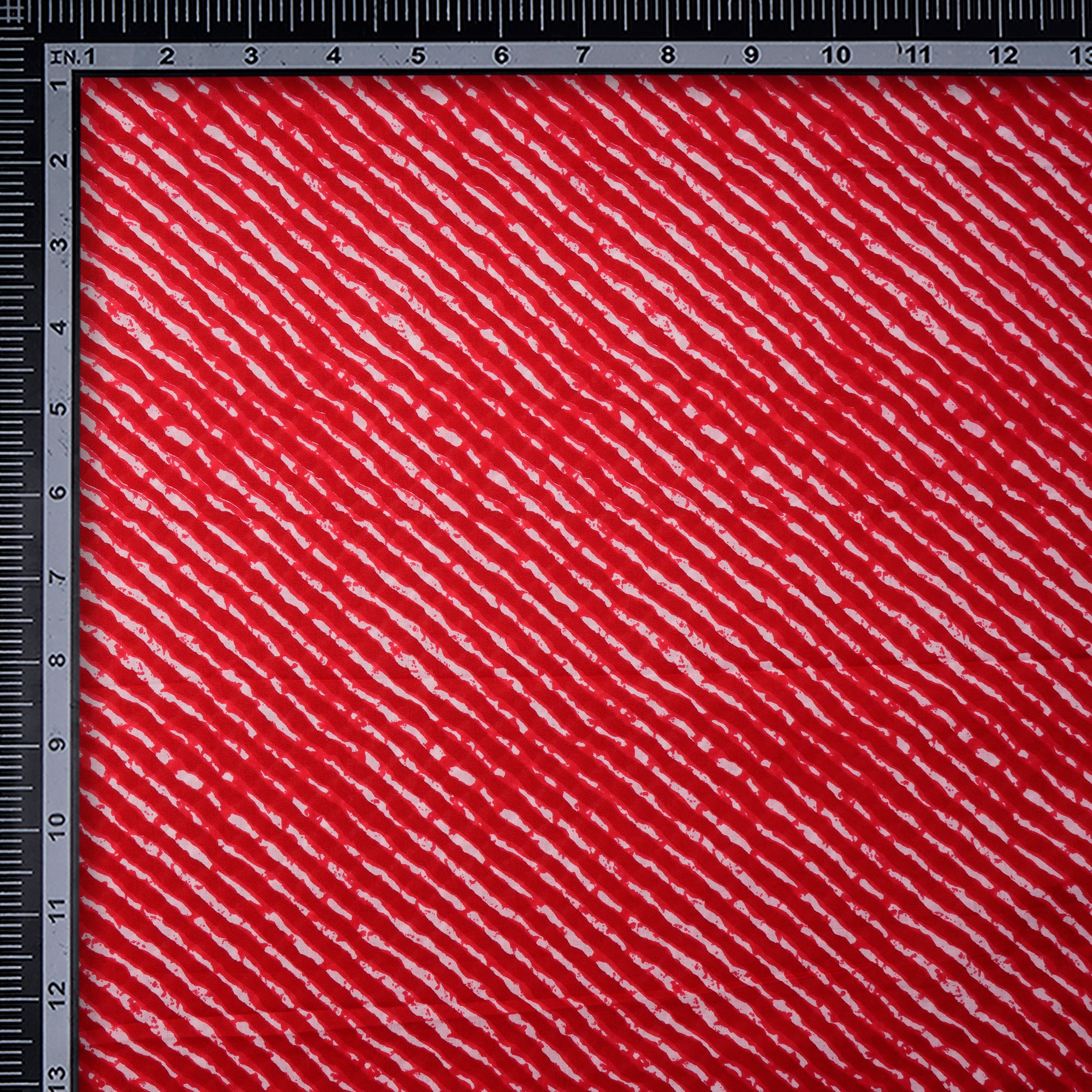 (Pre-Cut 2.00 Mtr)Red Color Screen Printed Pure Cotton Fabric