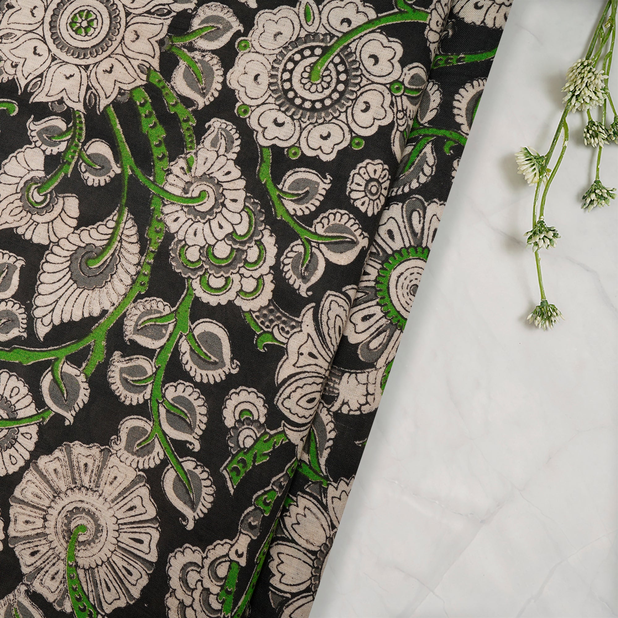 (Pre-Cut 0.90 Mtr)Multi Color Floral Pattern Screen Printed kalamkari Cotton Fabricprecuts&&2037