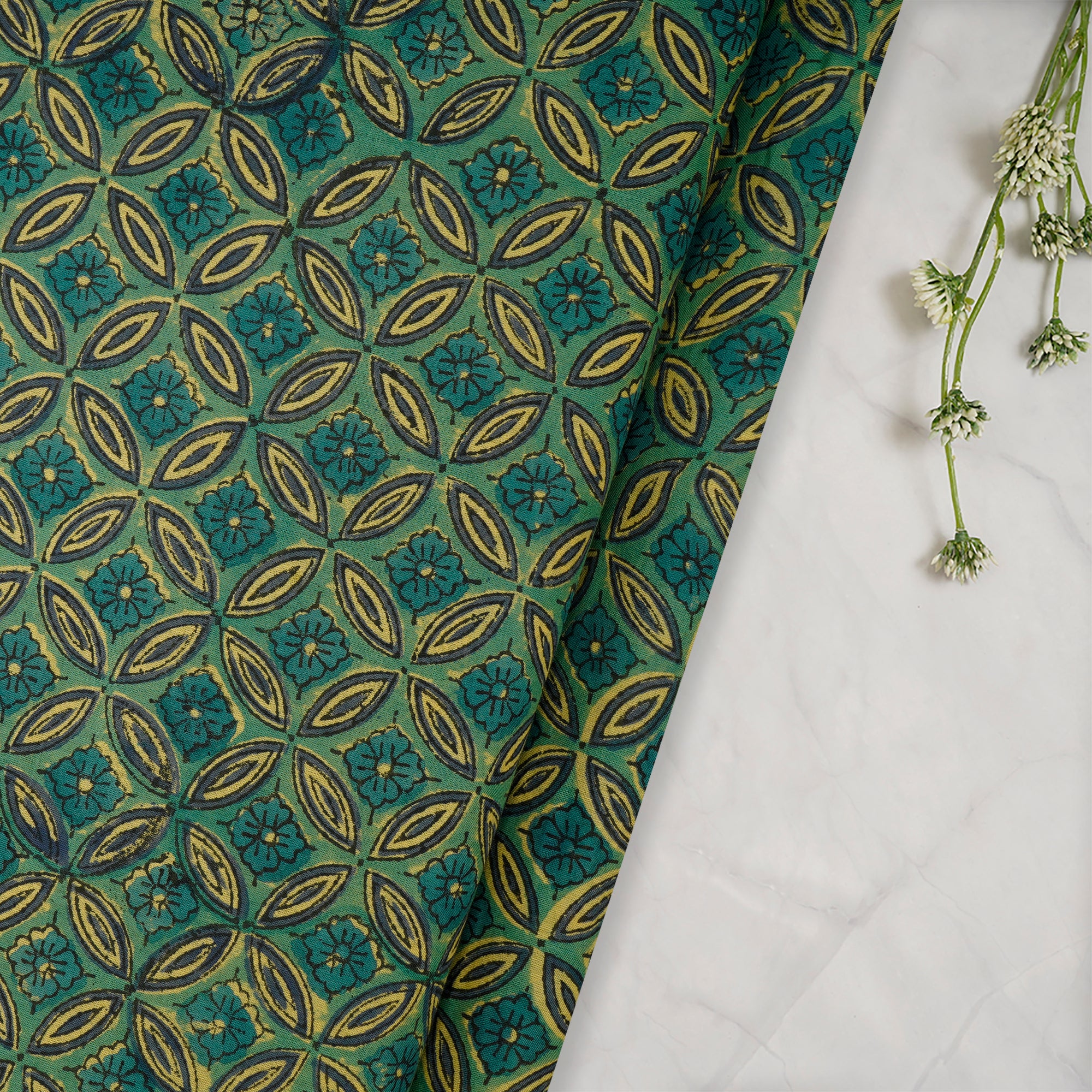 (Pre-Cut 4.10 Mtr)Green Floral Pattern Screen Printed kalamkari Cotton Fabric