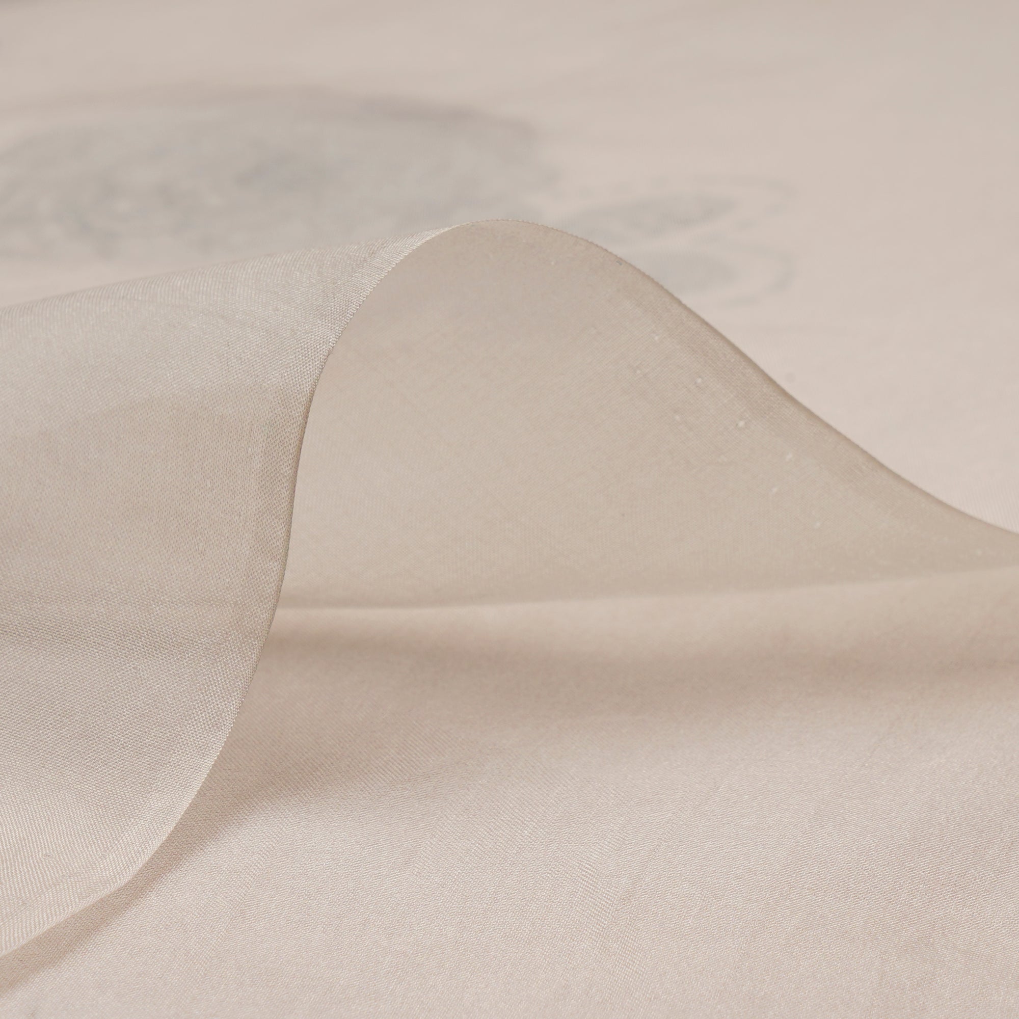 (Pre Cut 1 Mtr ) Off-White Floral Pattern Digital Print Dupion Silk Fabric
