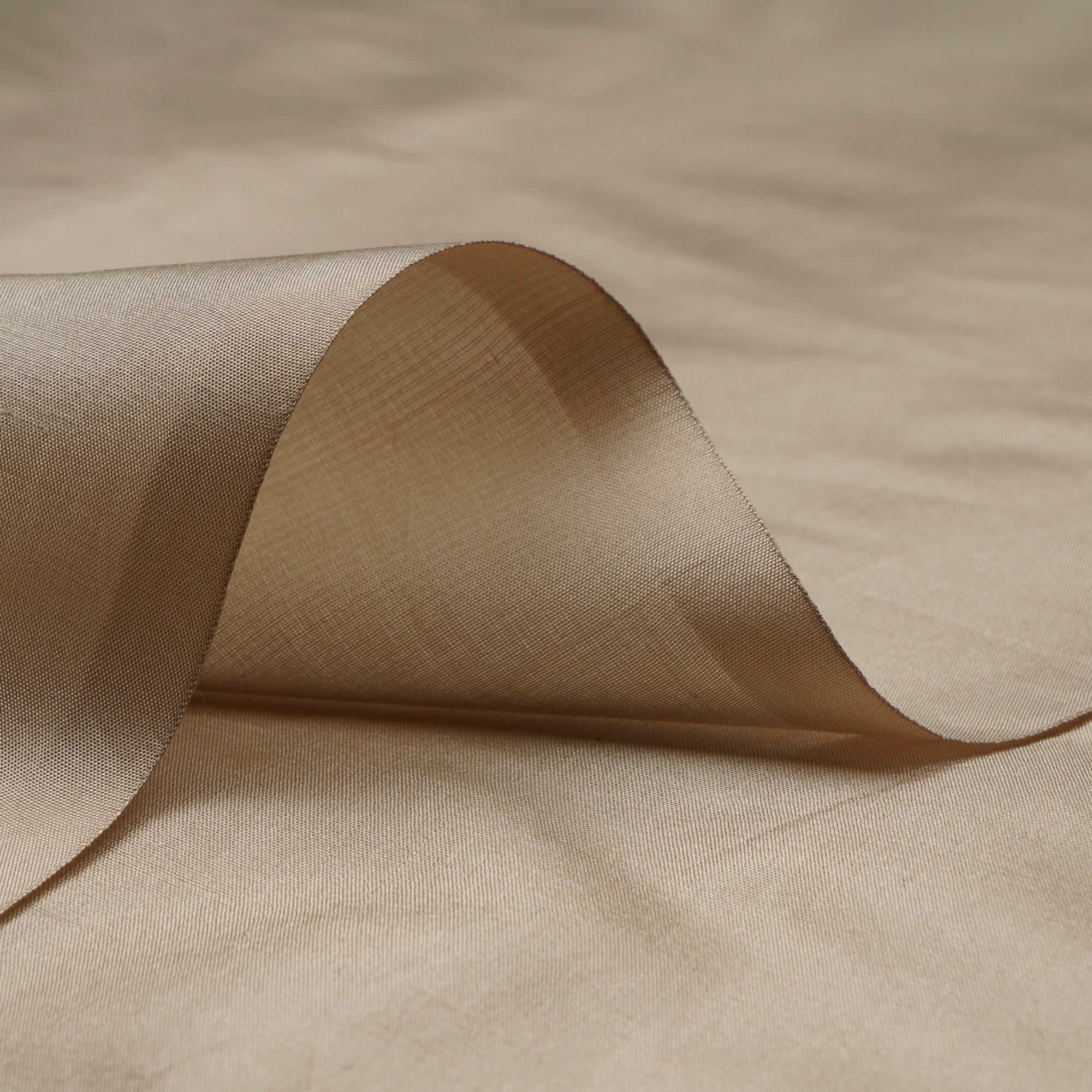 (Pre-Cut 1.25 Mtr)Off-Gold Plain Tafetta Silk Fabric