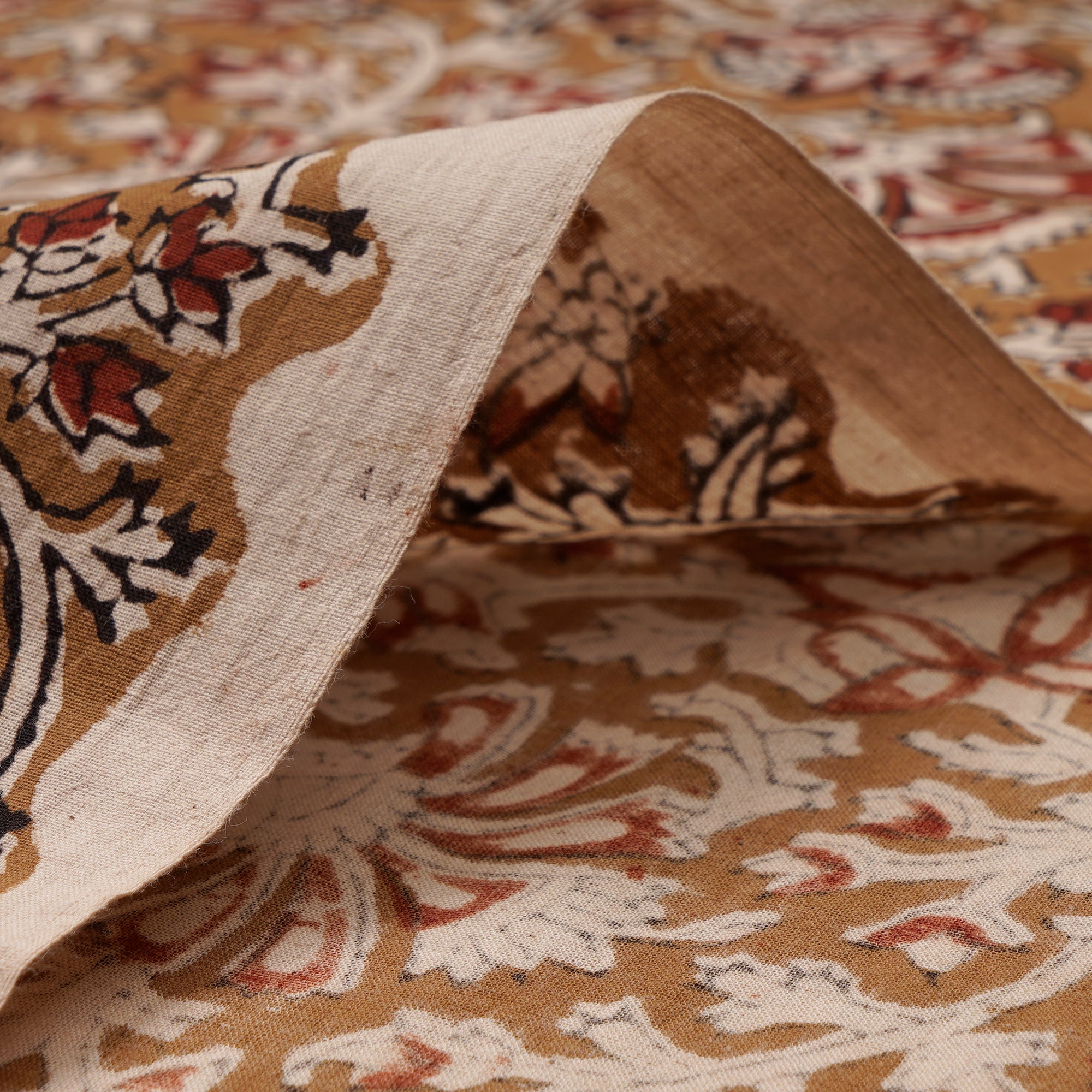 (Pre-Cut 0.80 Mtr)Multi Color Floral Pattern Hand Block Print Cambric Cotton Fabric