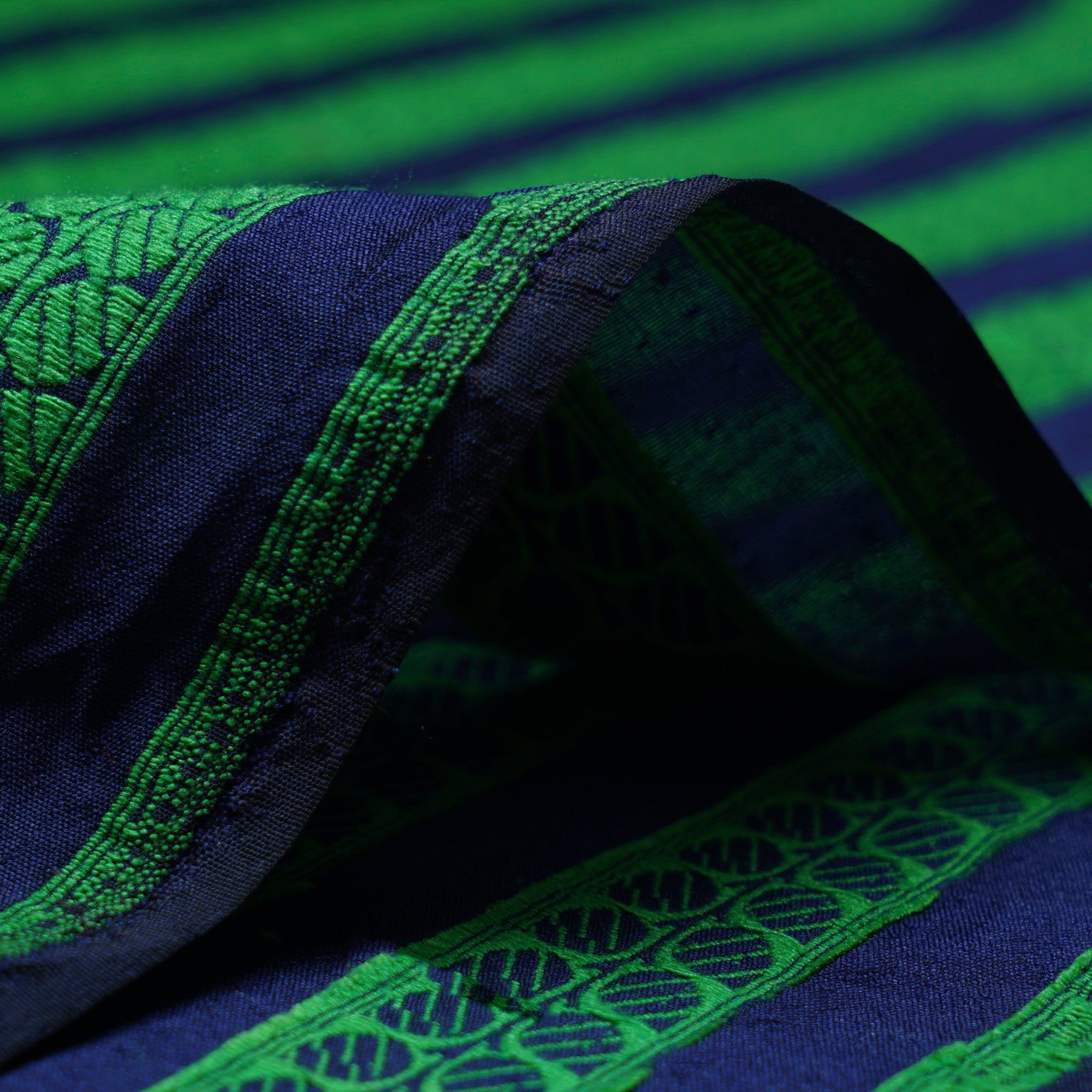 (Pre-Cut 1.00 Mtr)Blue-Green Stripe patterm Thread Embroidered Resham Border Fabric