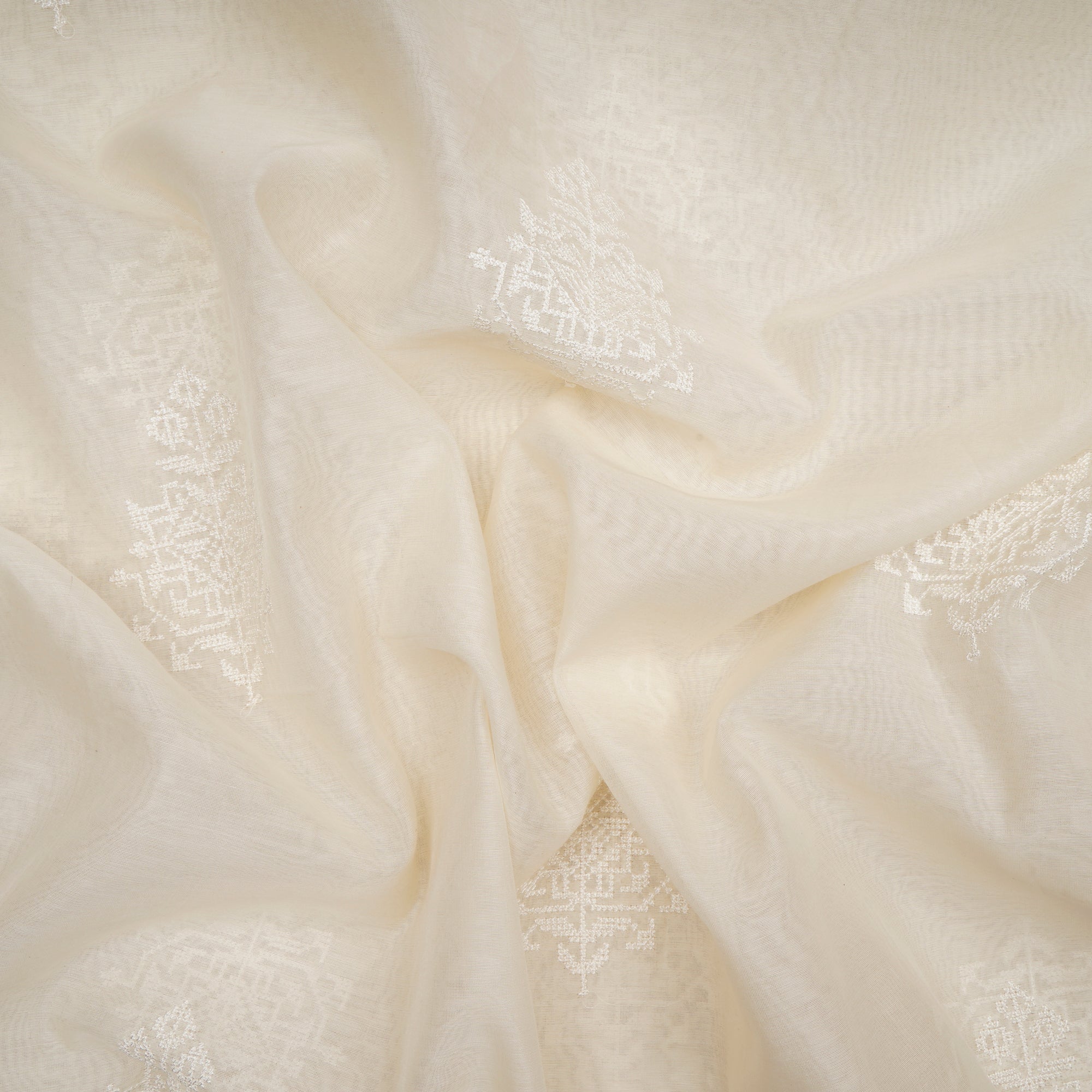(Pre-Cut 3.50 Mtr)Off White Pattern Thread Embroidered Pure Chanderi Fabric