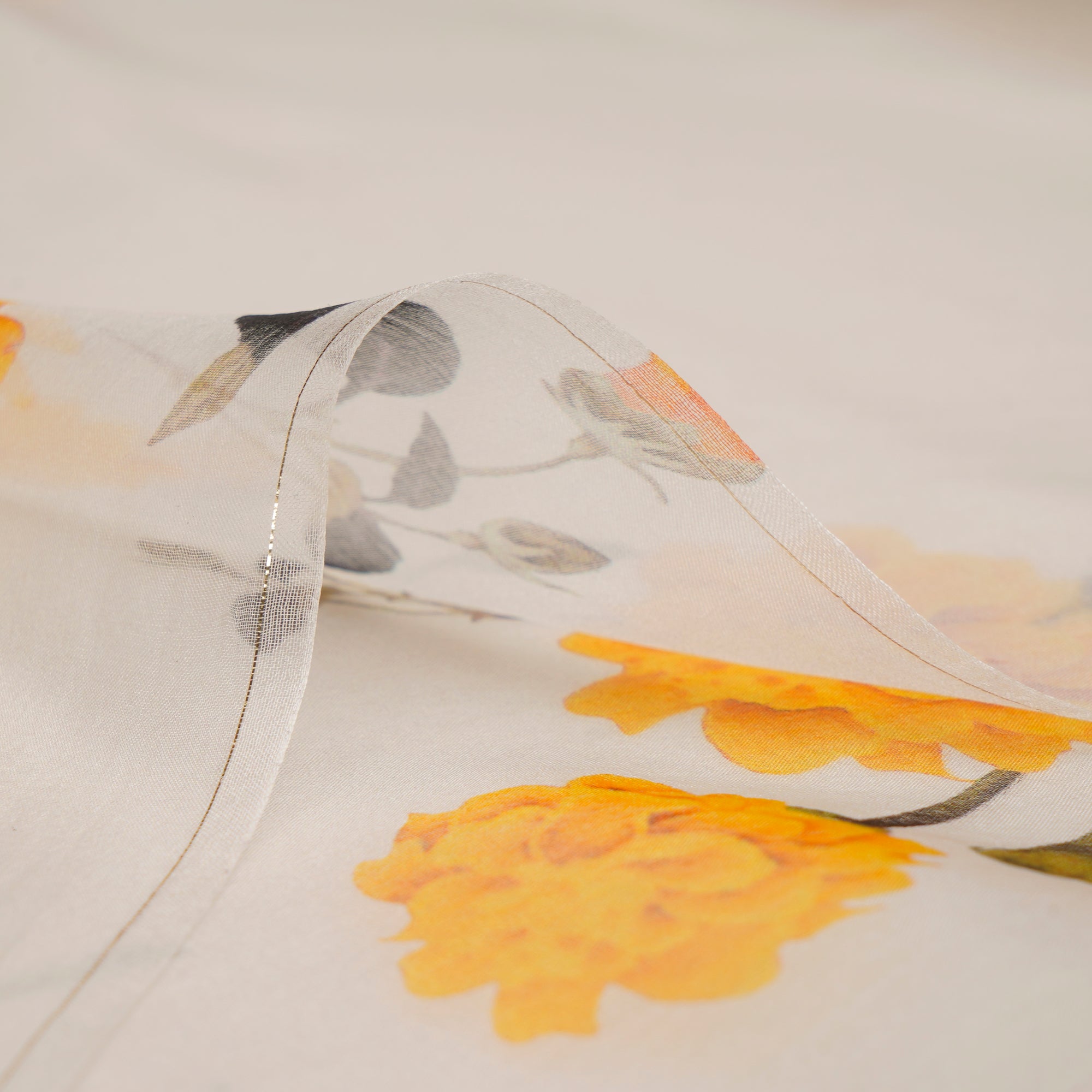 (Pre-Cut 1.70Mtr)Off-White Floral Pattern Digital Print Organza Silk Fabric