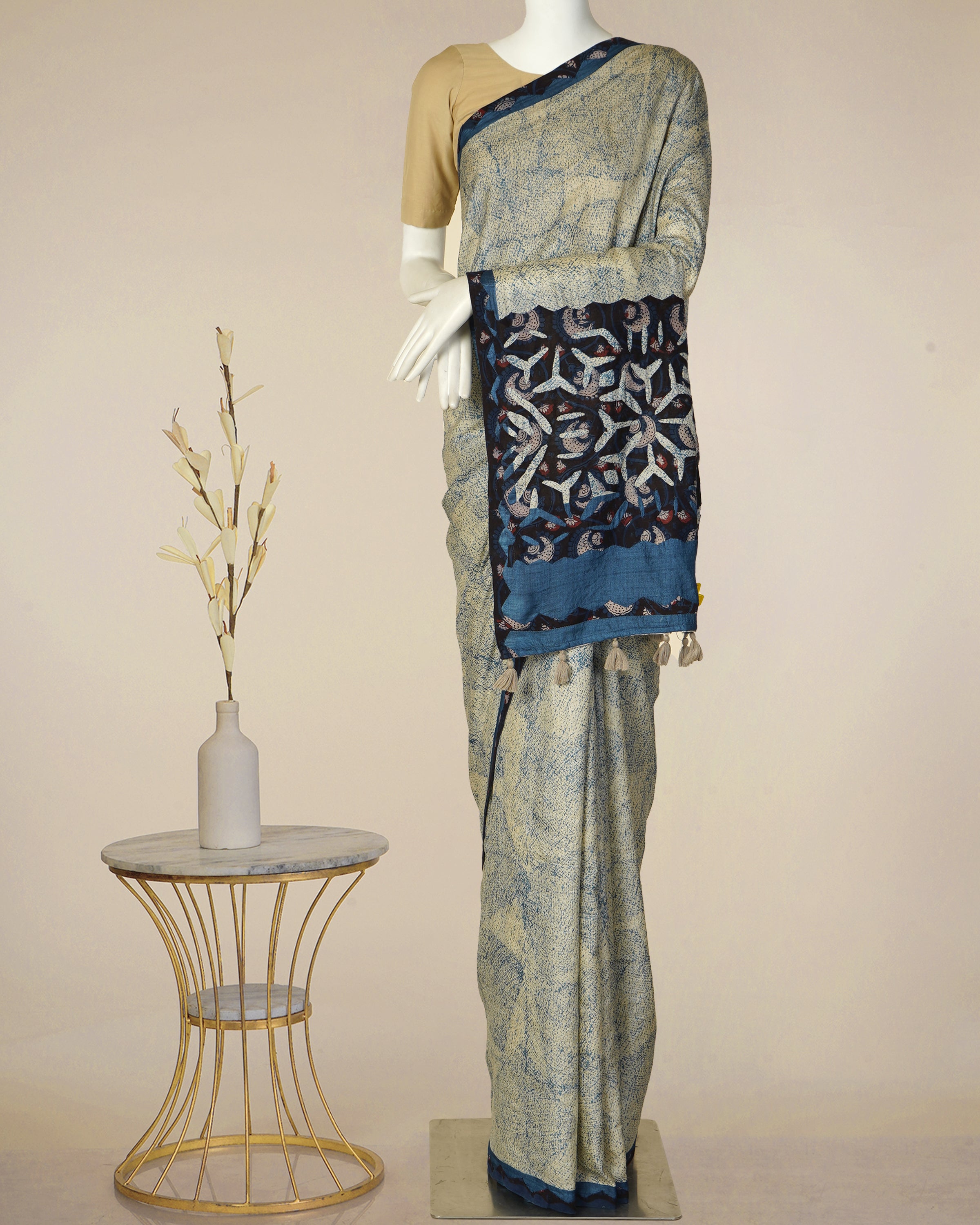 Blue Handcrafted Batik Print With Applique Work Pure Tussar Silk Saree With Blouse Piece