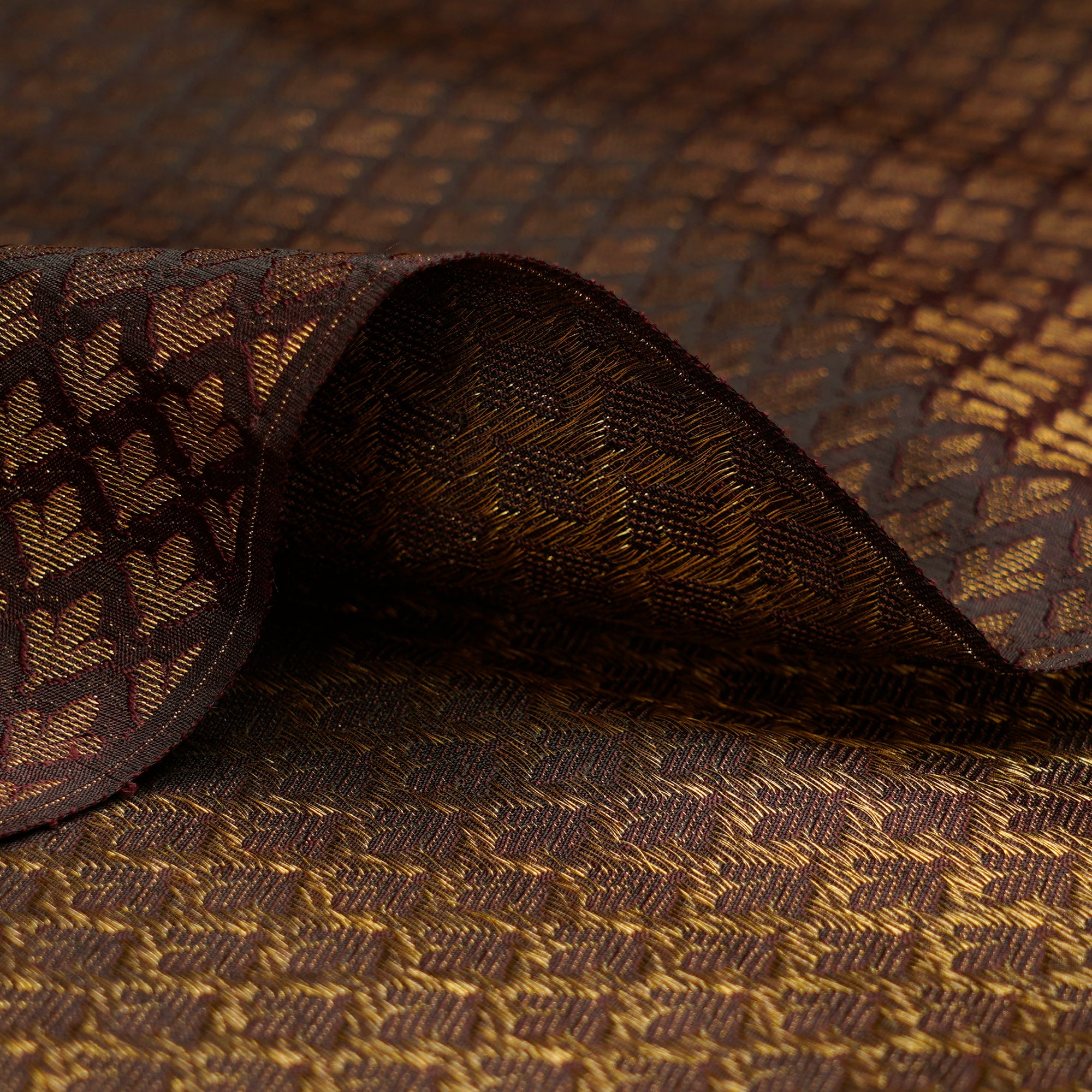 【新品未使用】rajabrooke BATIK STOLE M BROWN Brown/Tan Metallic Floral Brocade - Fabrics & Fabrics