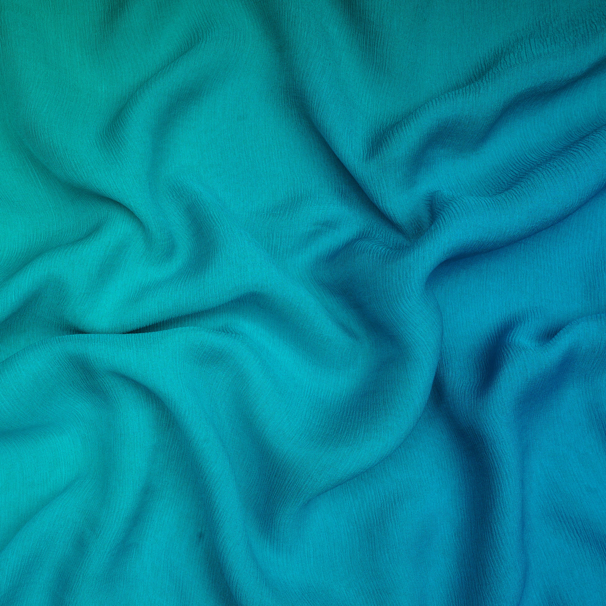 Green-Blue Color Ombre Dyed Chiffon Silk Fabric