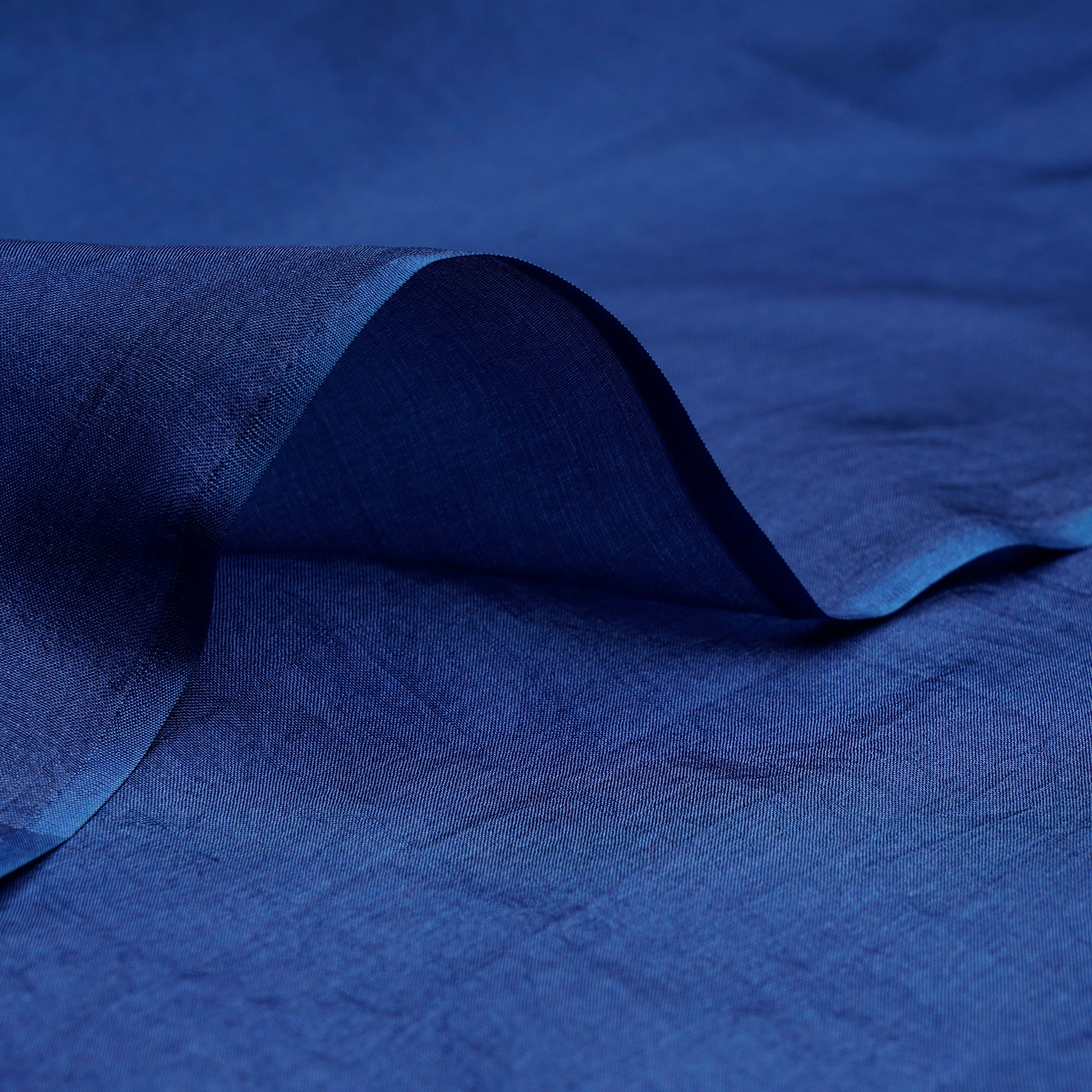 Blue Color Ombre Dyed Tabby Silk Fabric
