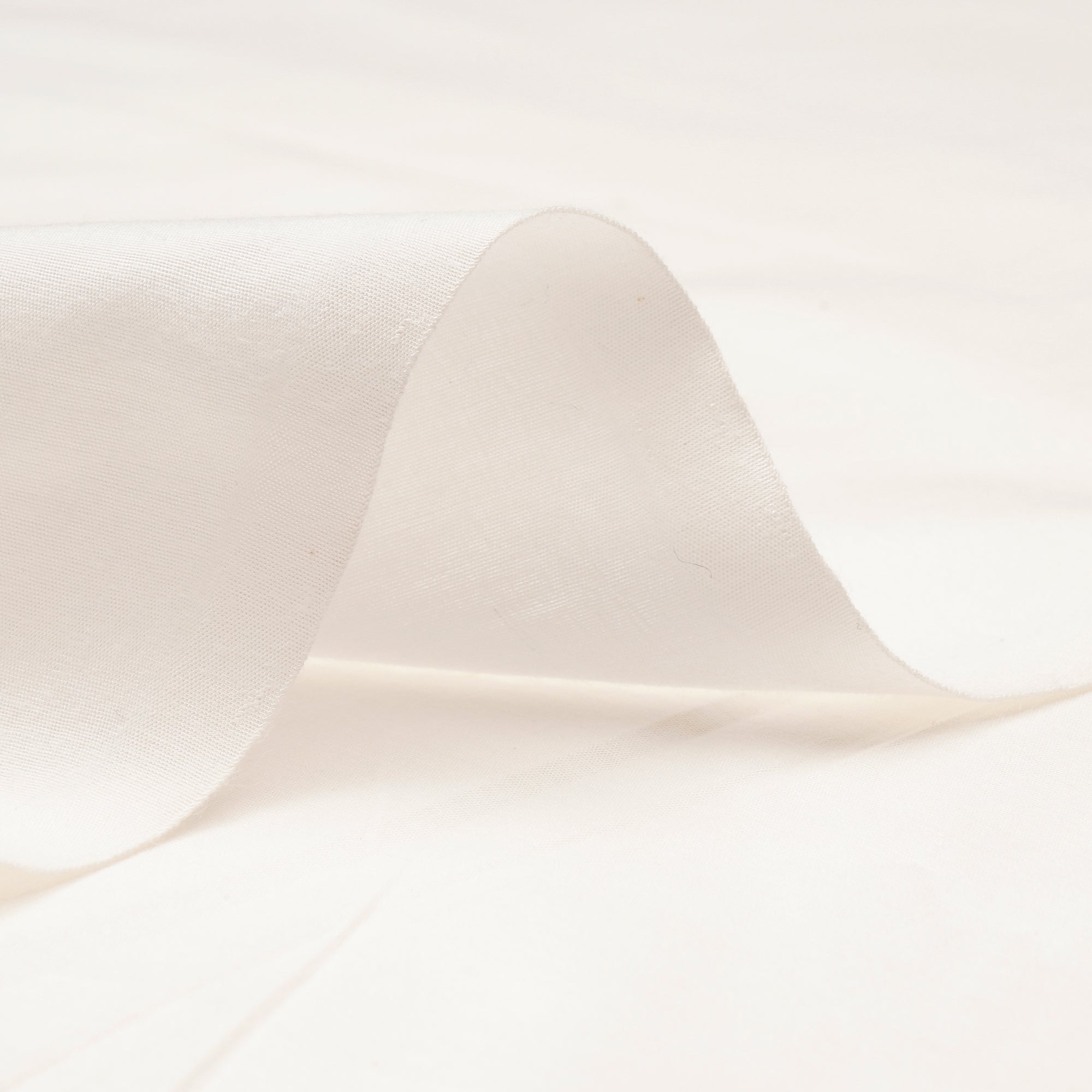 White Dyeable Plain Cotton Lycra Fabric