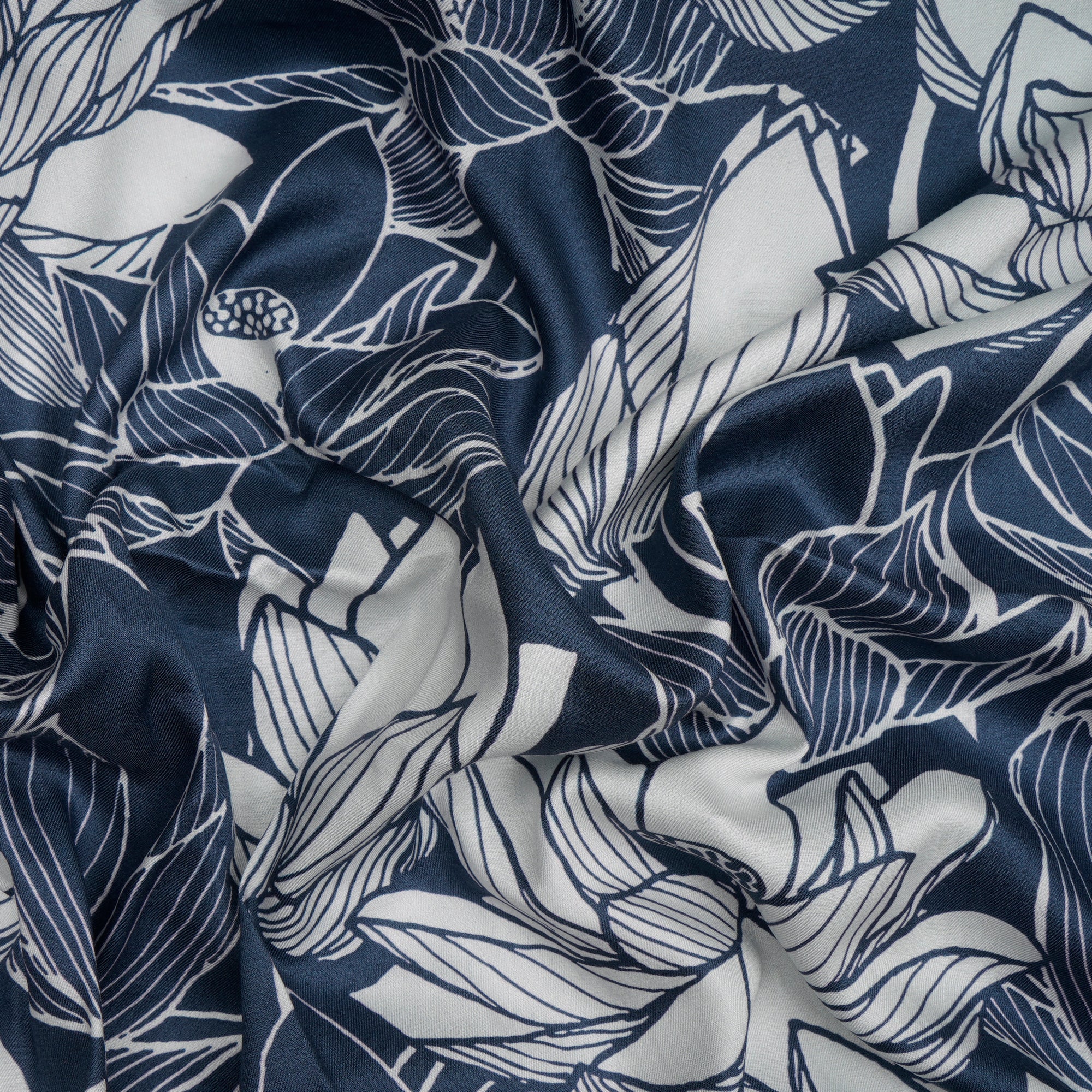 Deep Blue Floral Pattern Digital Pattern Maple Silk Fabric