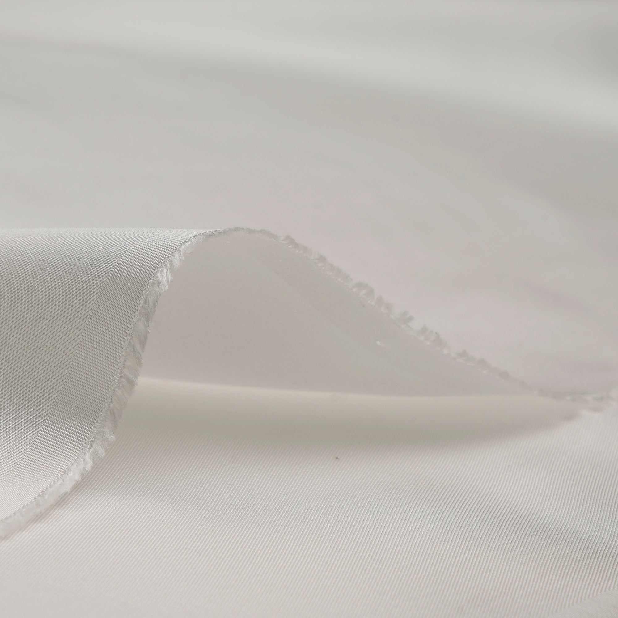 White Dyeable Imported 60 GLM Twill Silk Fabric