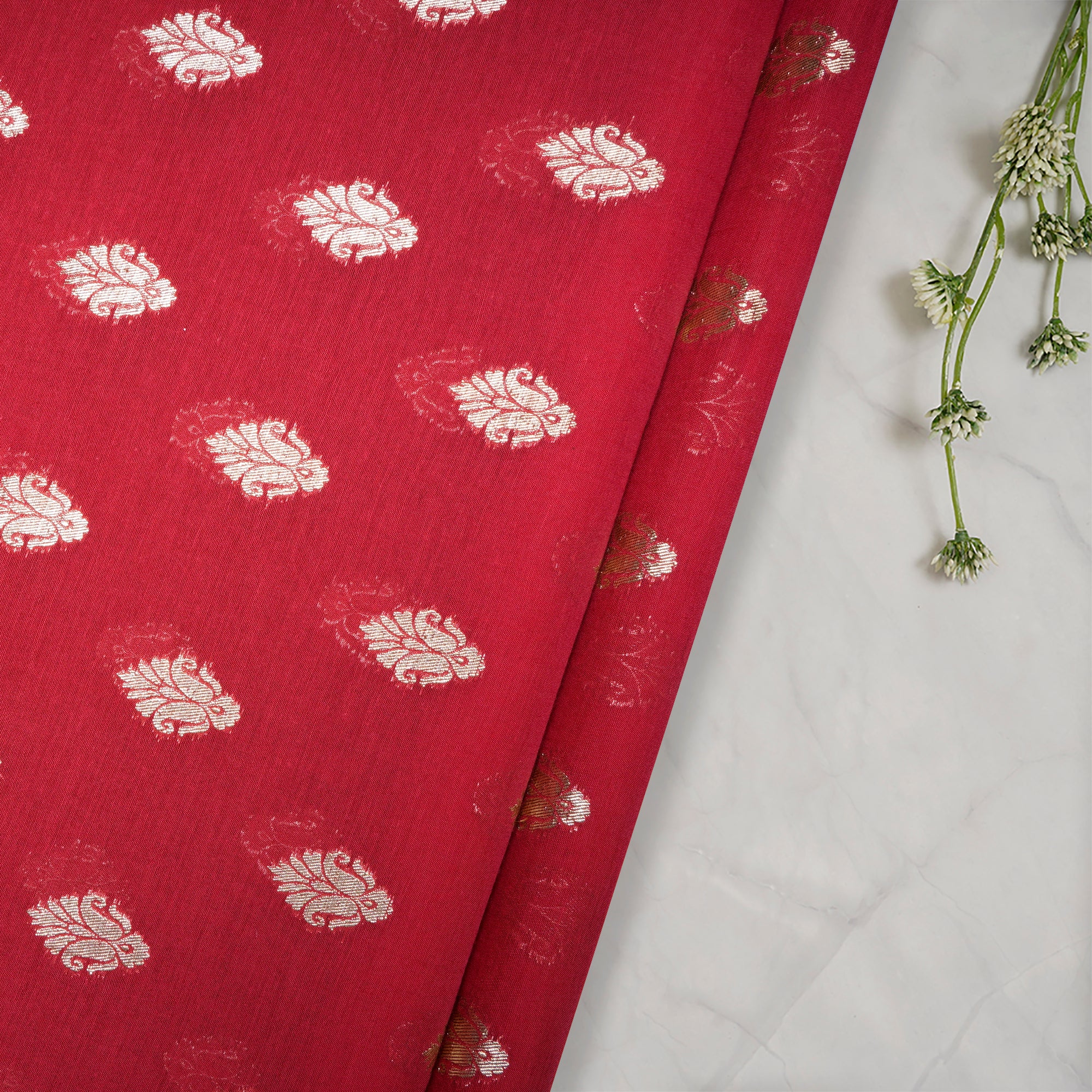(Pre-Cut 2.50 Mtr)Red Floral Motif Pattern Silk-Cotton Jacquard Fabric