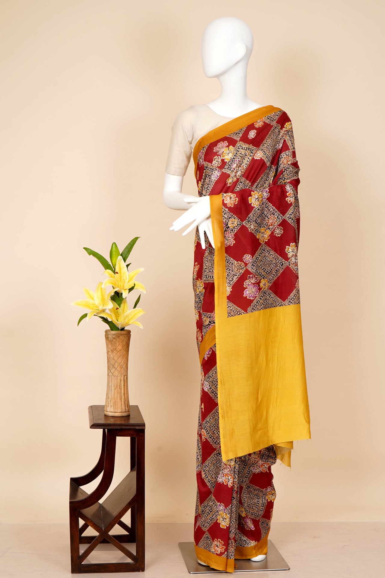 Red Color Digital Printed Batik Pattern Pure Chanderi Saree With Blouse Piece