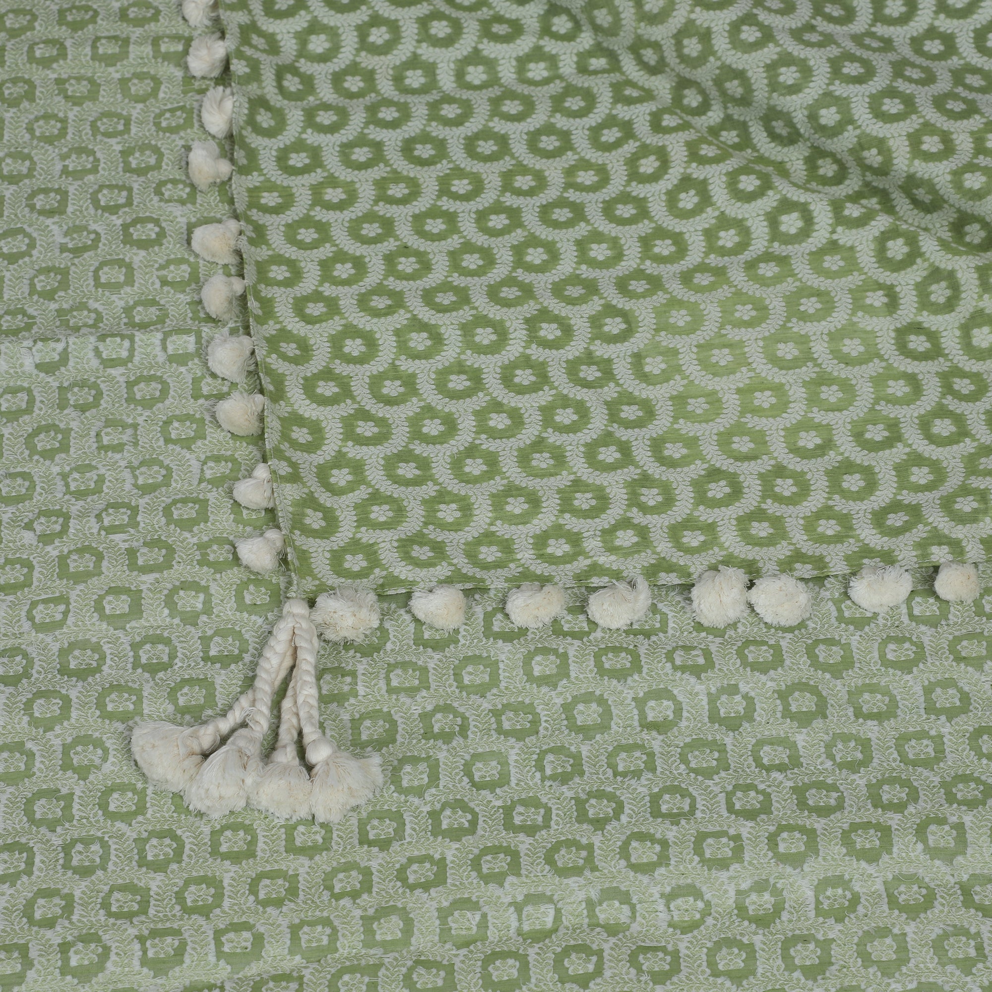Green-white Color Handwoven Brocade Stole