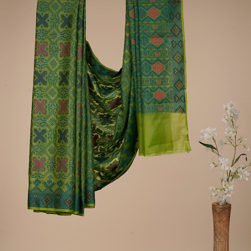 Parrot Green Handwoven Pure Tussar Silk Saree With Blouse Piece
