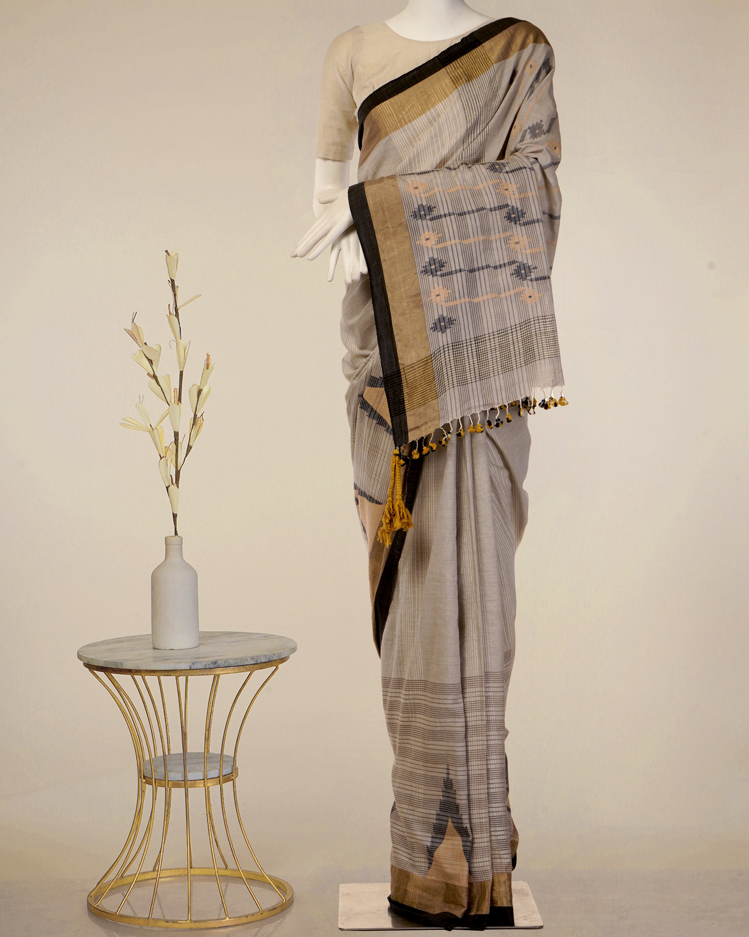 Grey Fancy Handwoven Jamdani Cotton Silk Saree with Blouse Piece