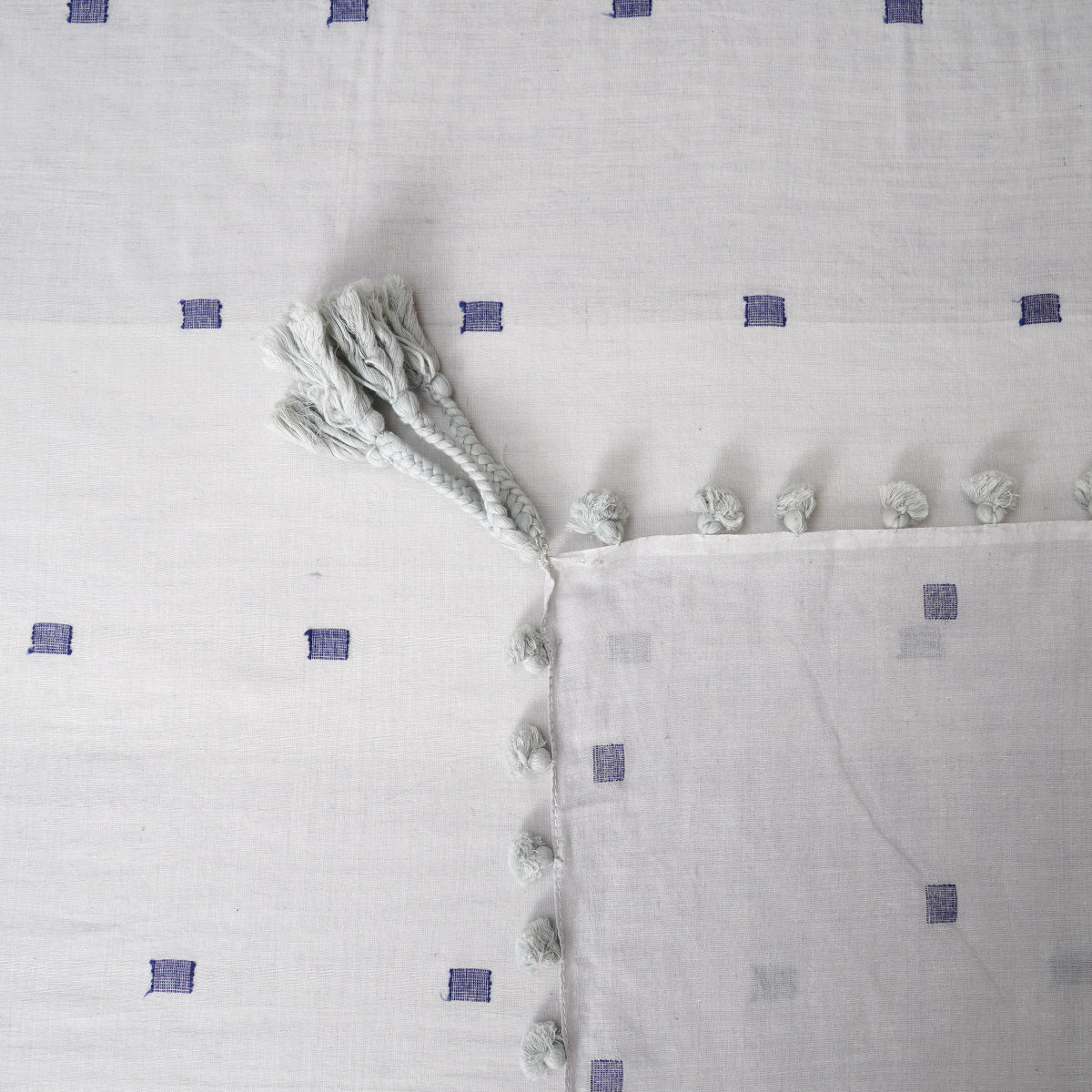 Light Grey Color Handwoven Jamdani Cotton Scarf with Tassels