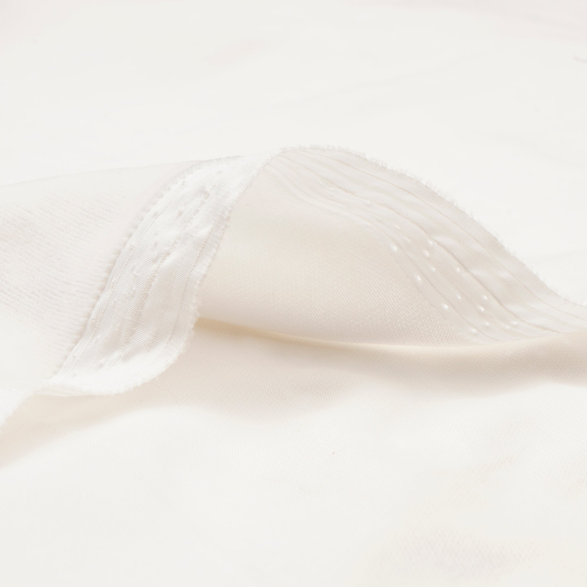 White Color Polyester Micro Velvet Fabric