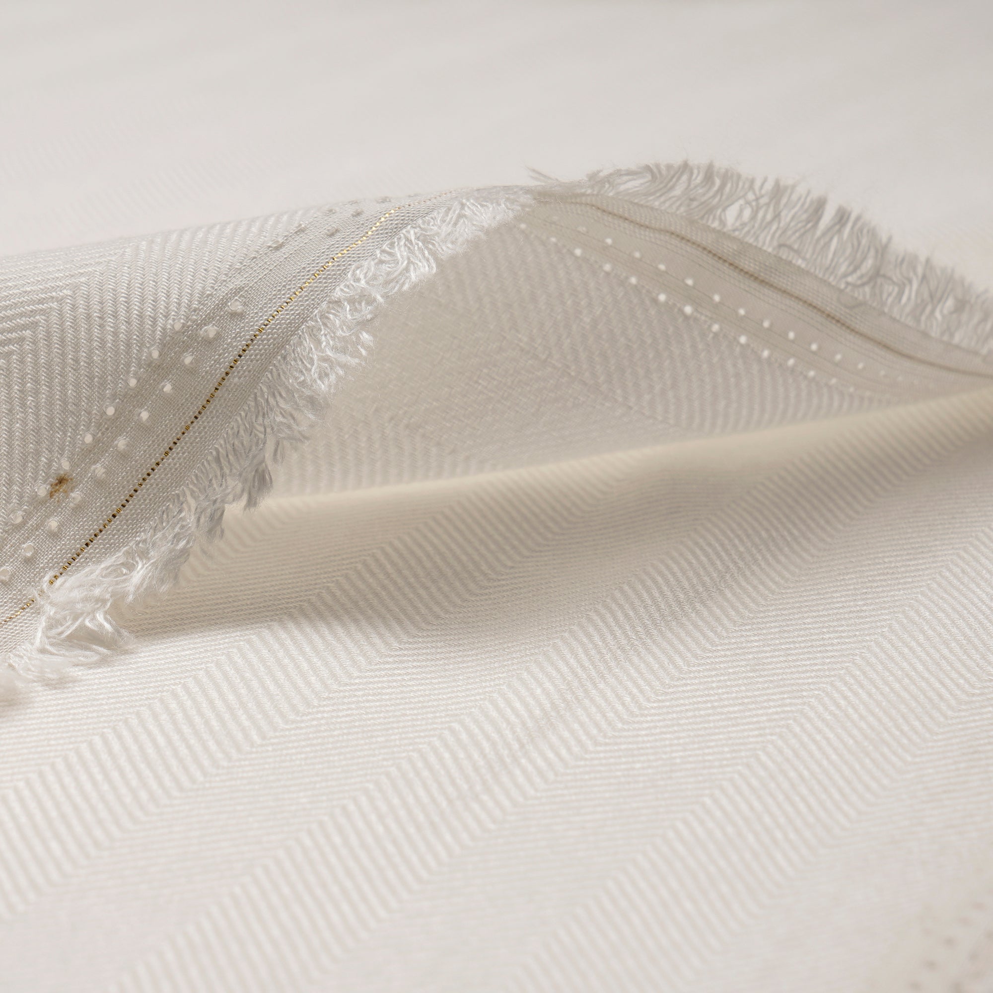 White Dyeable Viscose Pashmina Fabric