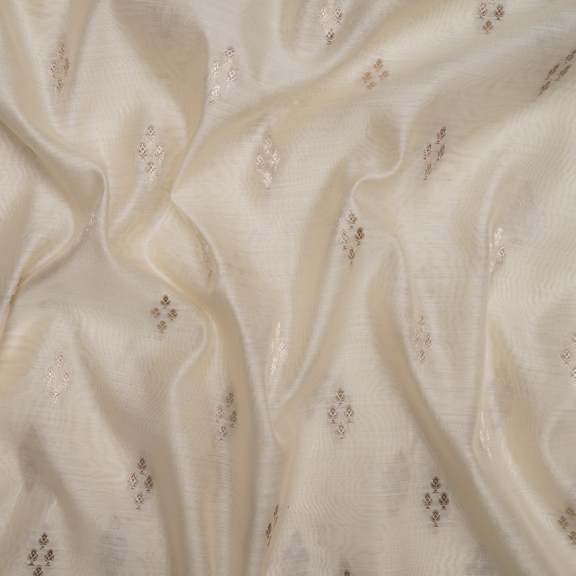 Off White Dyeable Floral Pattern Fancy Banarasi Chiniya Silk Jacquard Fabric