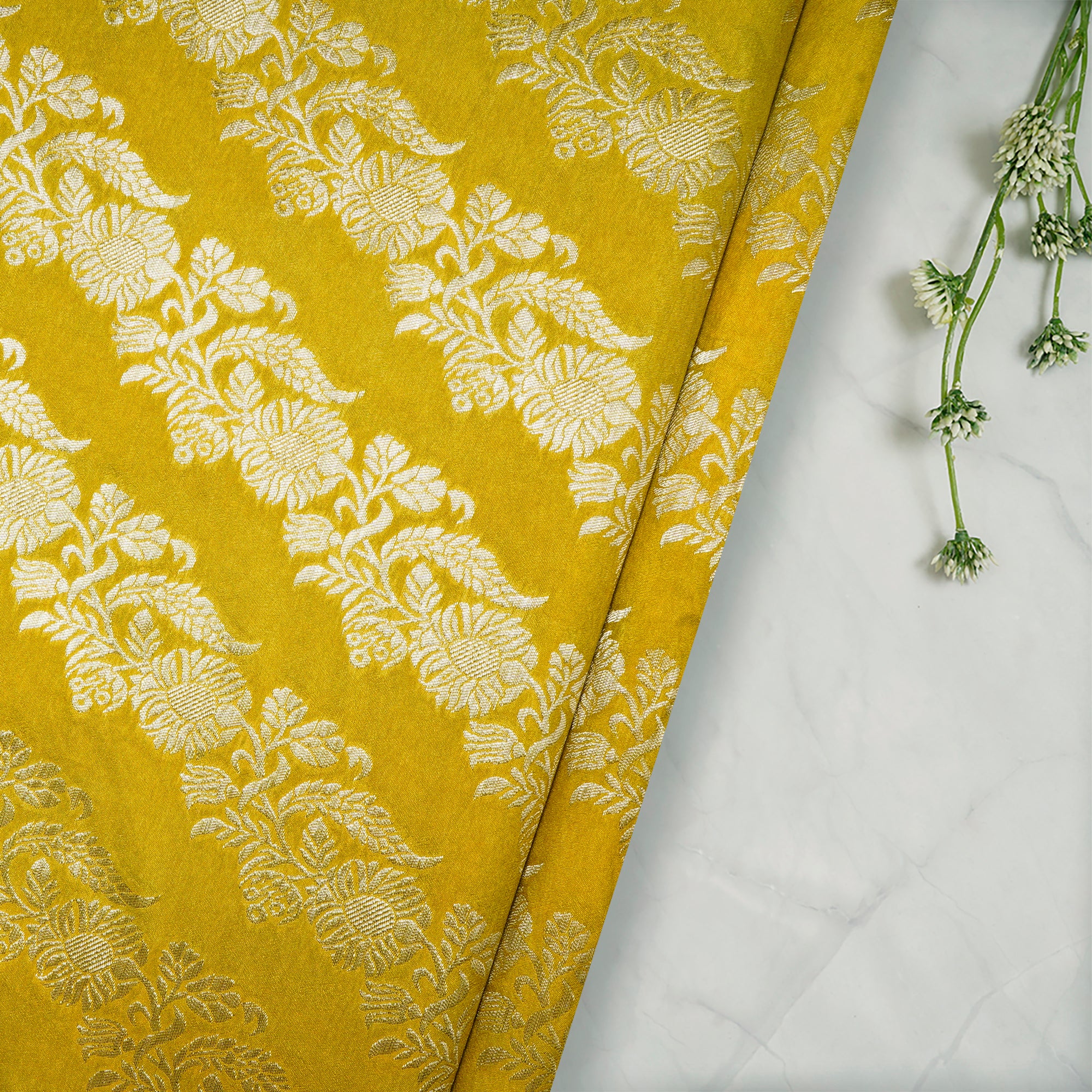 Snake Eye All Over Pattern Blended Banarasi Brocade Fabric