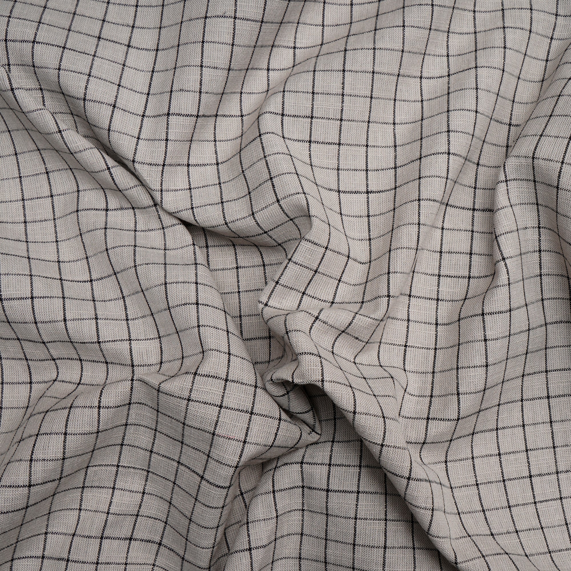 Grey-Black Check Pattern Yarn Dyed Fancy South Cotton Fabric