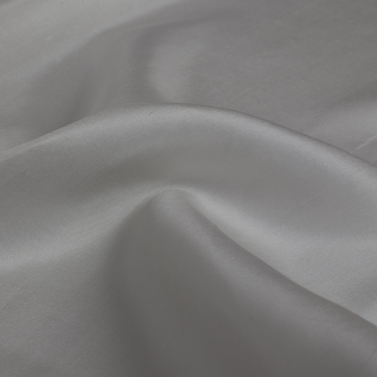 Off White Color 60 GLM Dupion Silk Dyeable Fabric