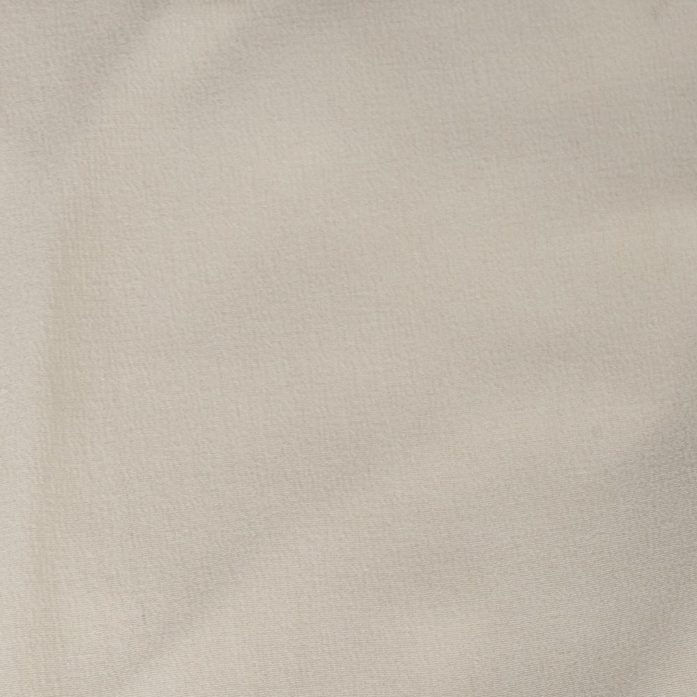 Off-White Color 80 GLM Georgette Silk Dyeable Fabric